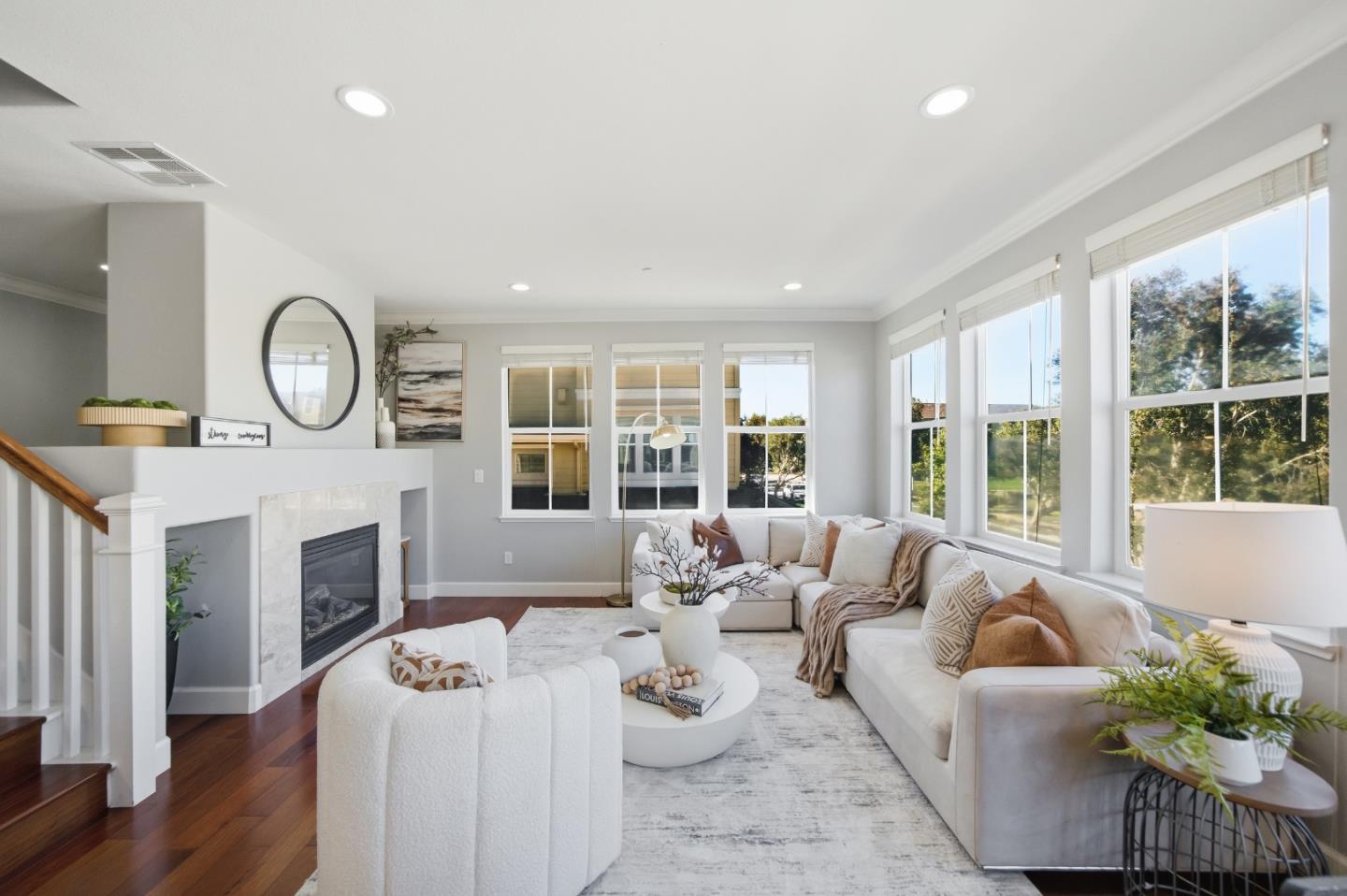 37 Bremerton CIR