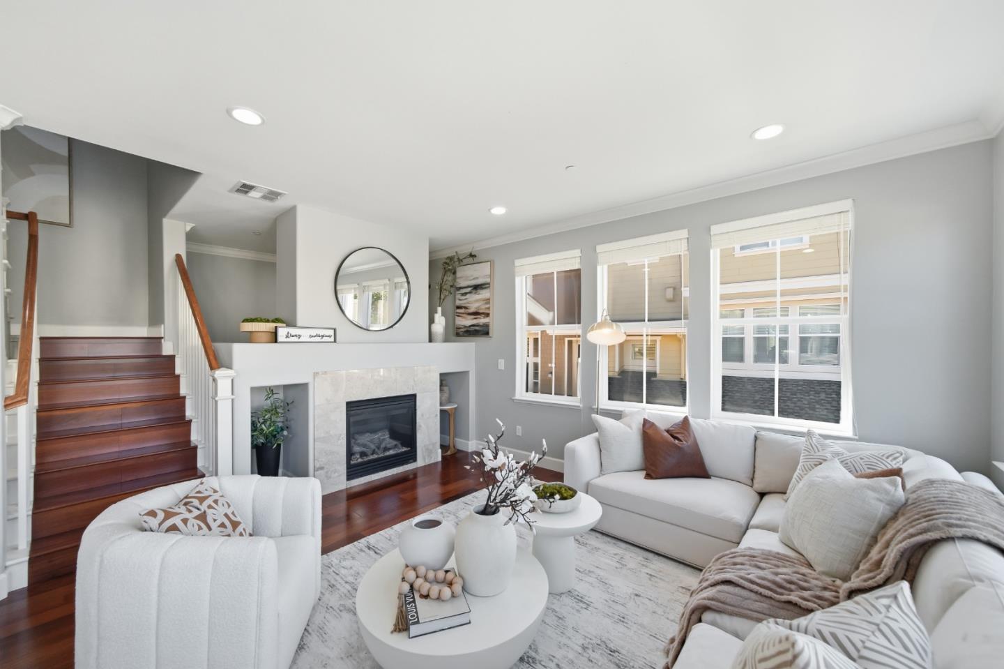 37 Bremerton CIR