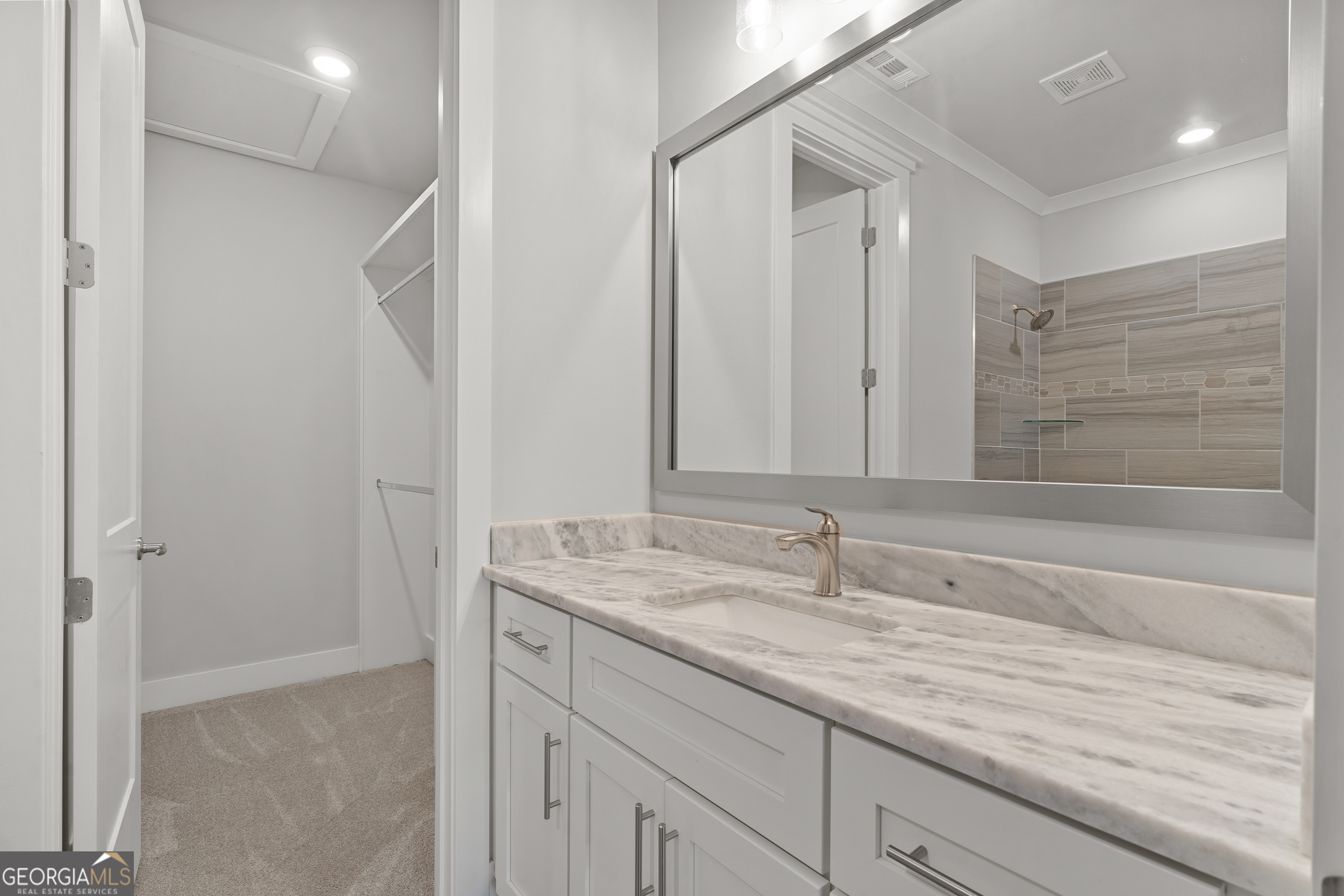 652 Meadow Run Court