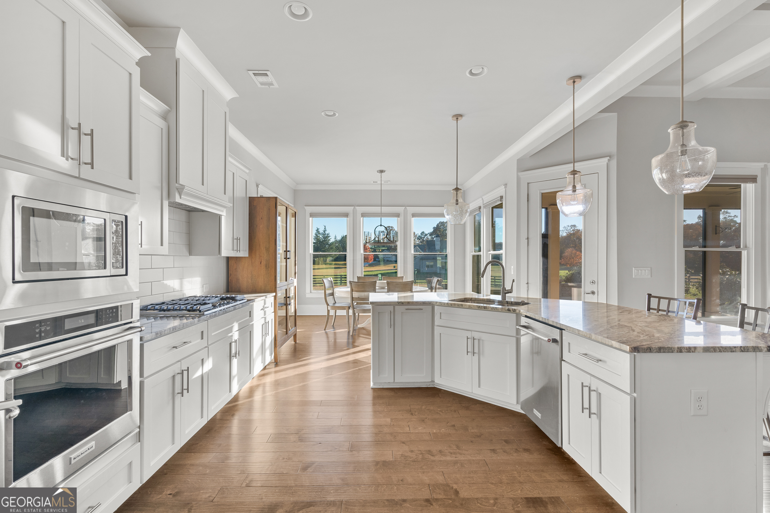 652 Meadow Run Court