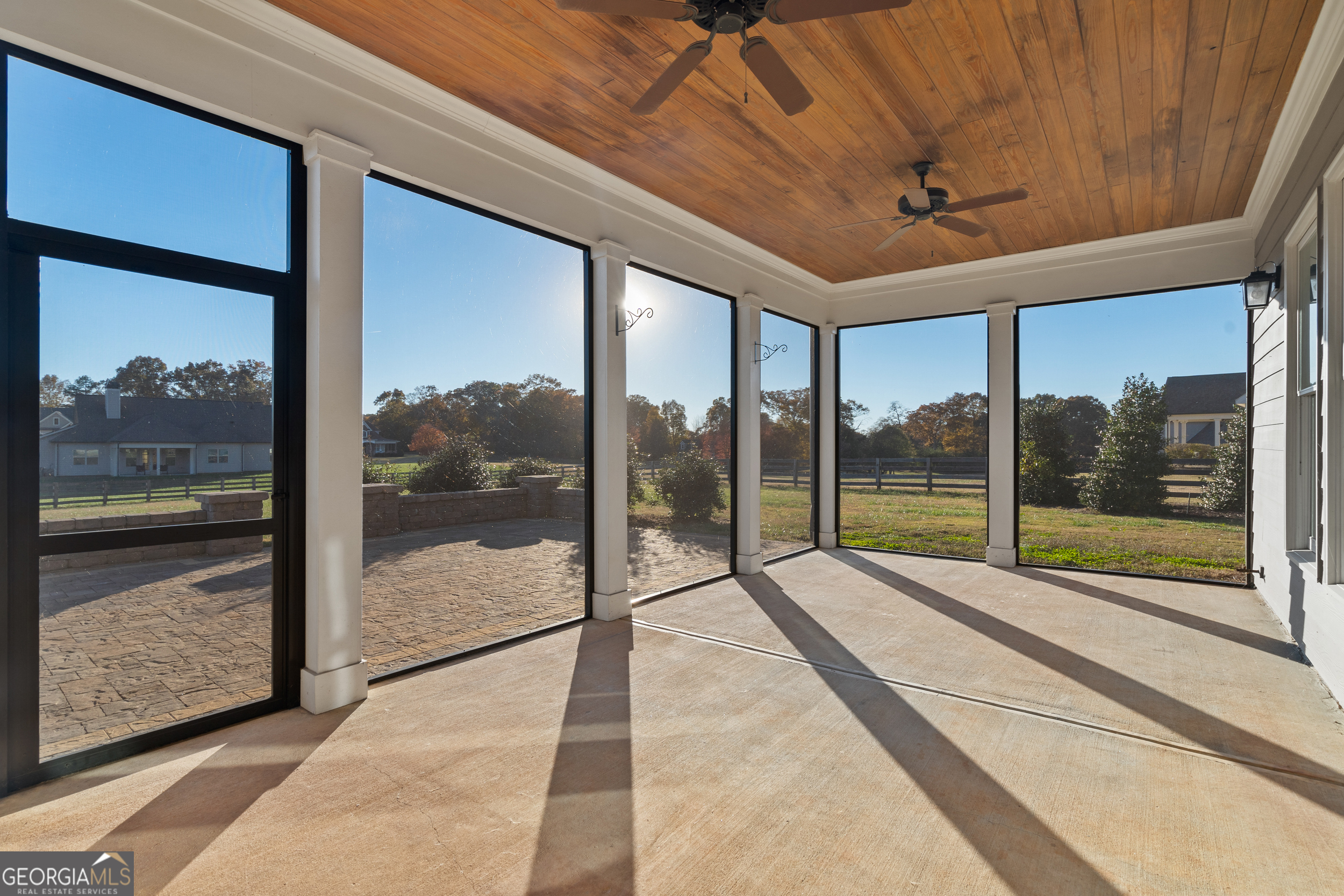 652 Meadow Run Court