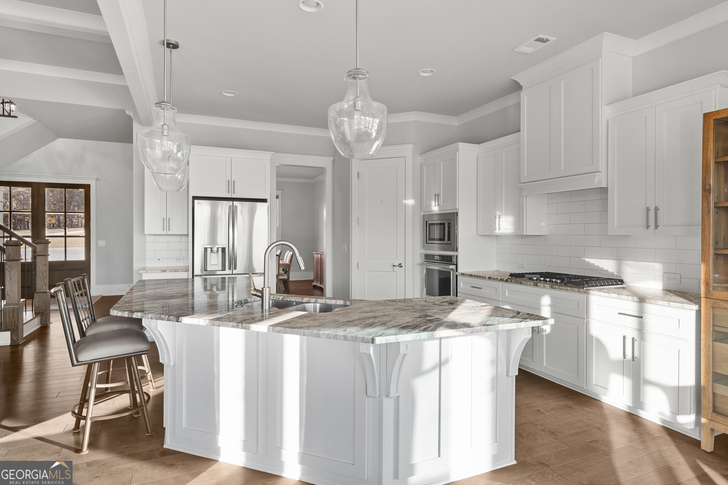 652 Meadow Run Court