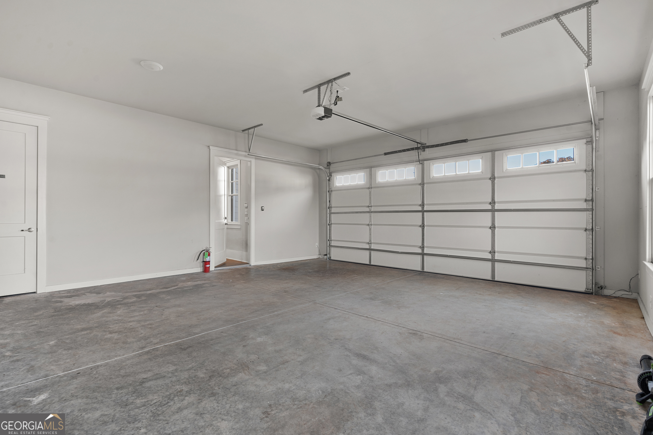 652 Meadow Run Court