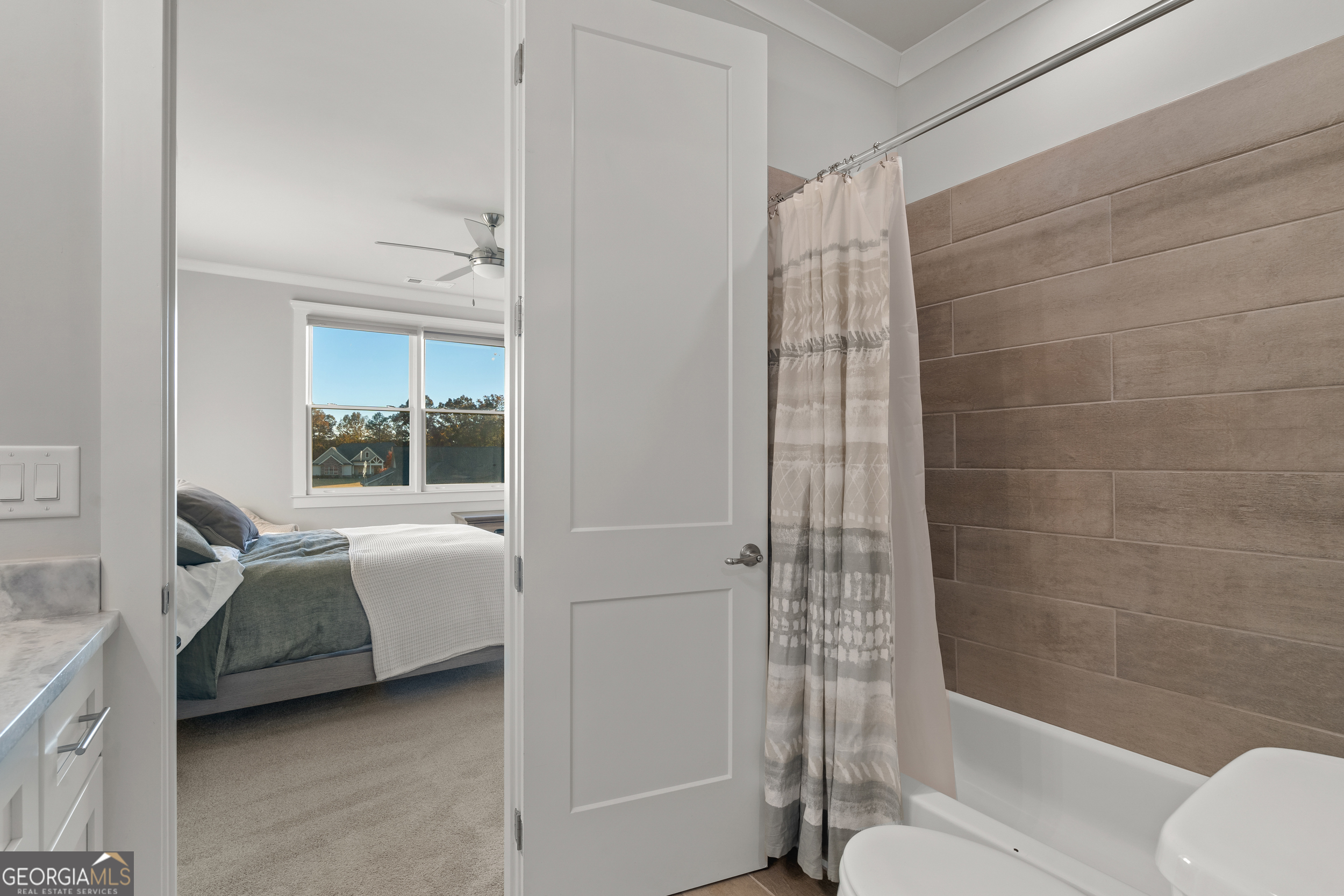 652 Meadow Run Court