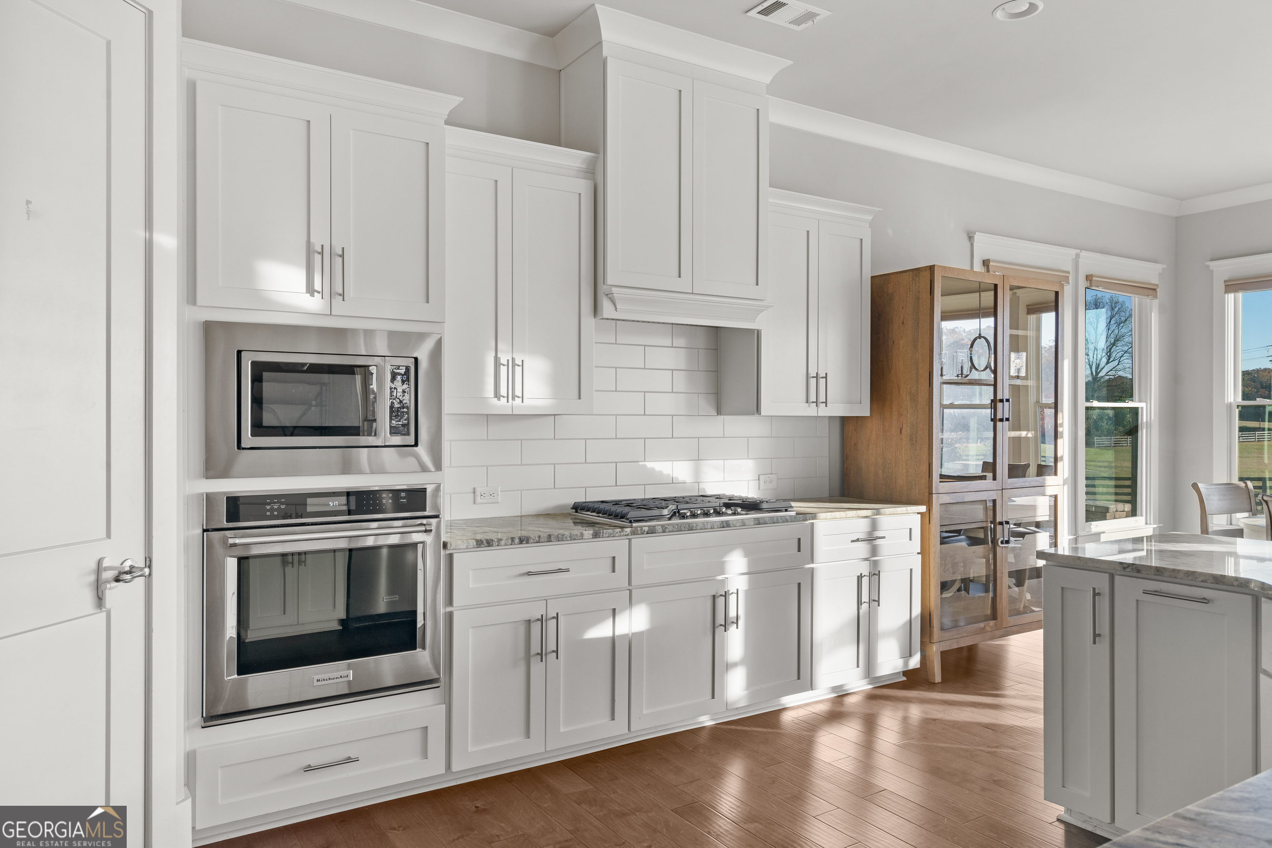 652 Meadow Run Court