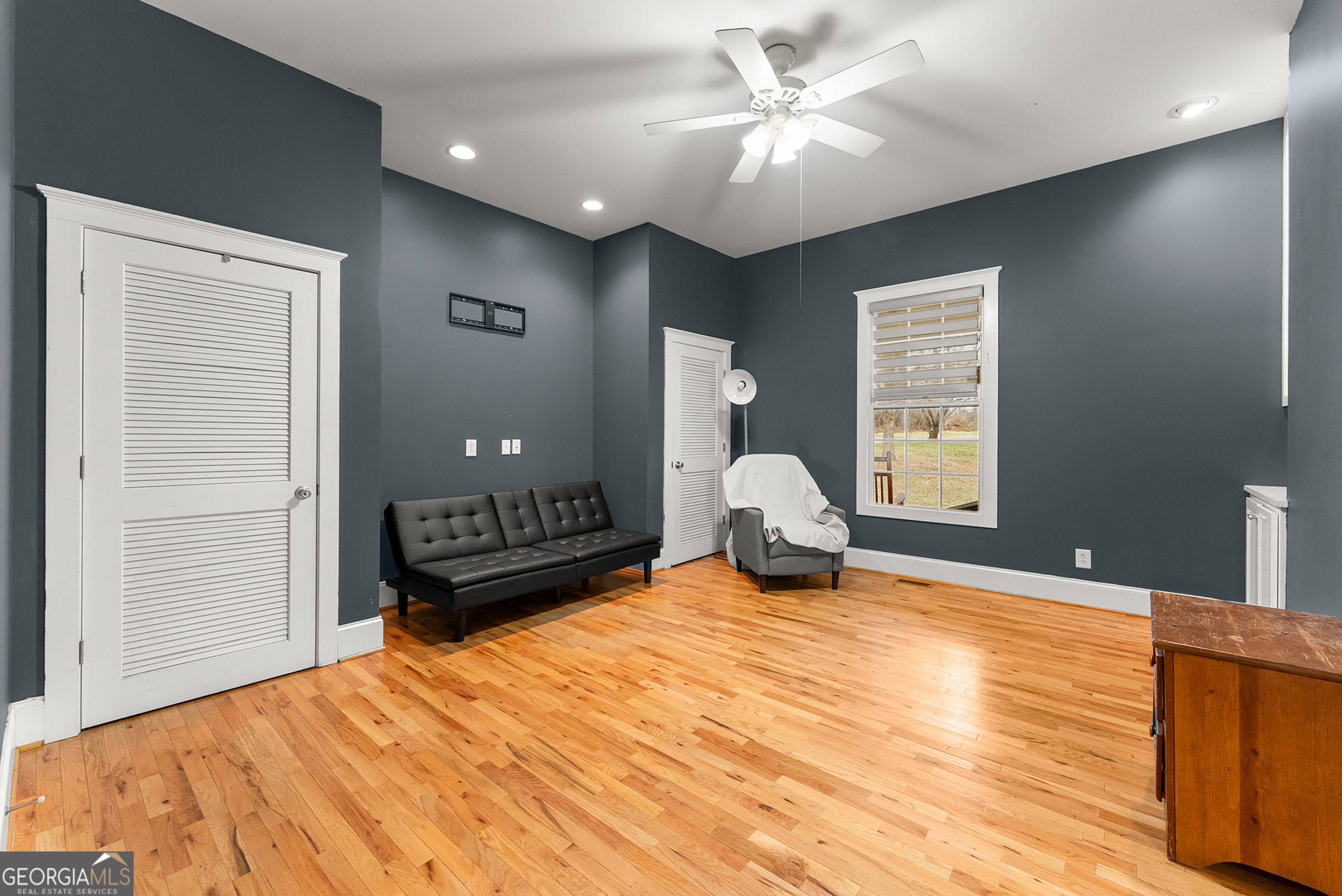 1295 Wall Bridge Road