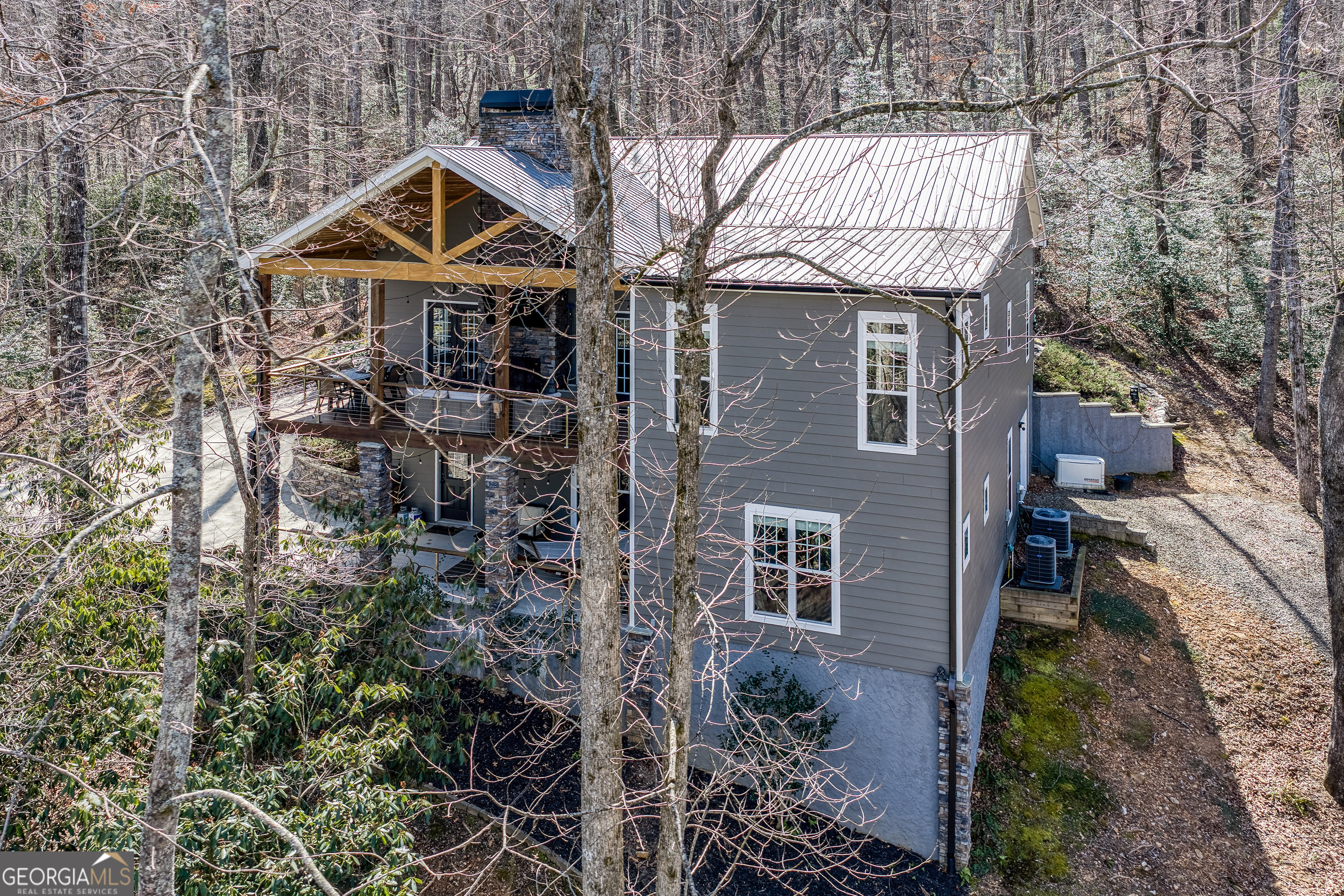 112 Springhill Lane