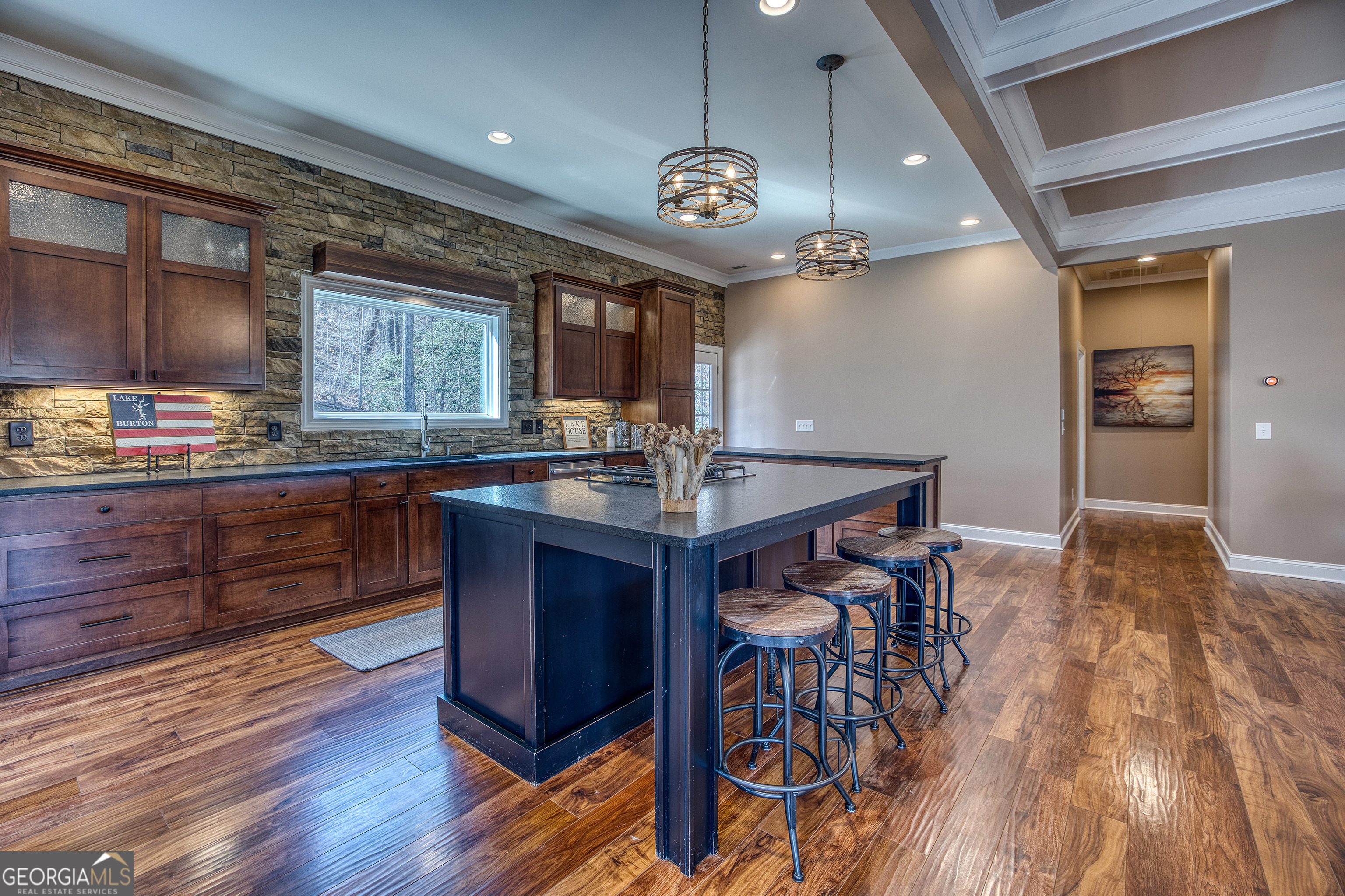 112 Springhill Lane