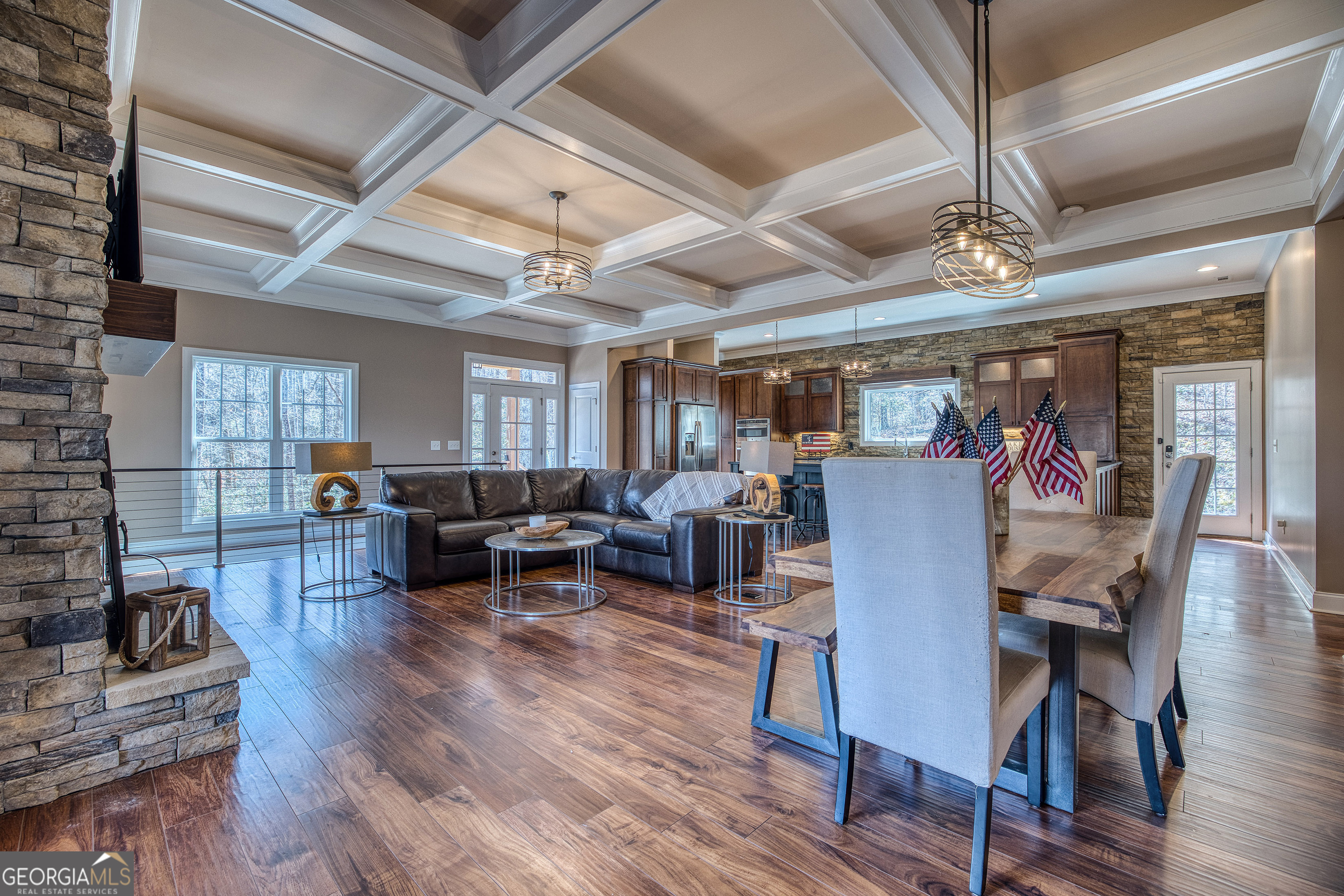 112 Springhill Lane