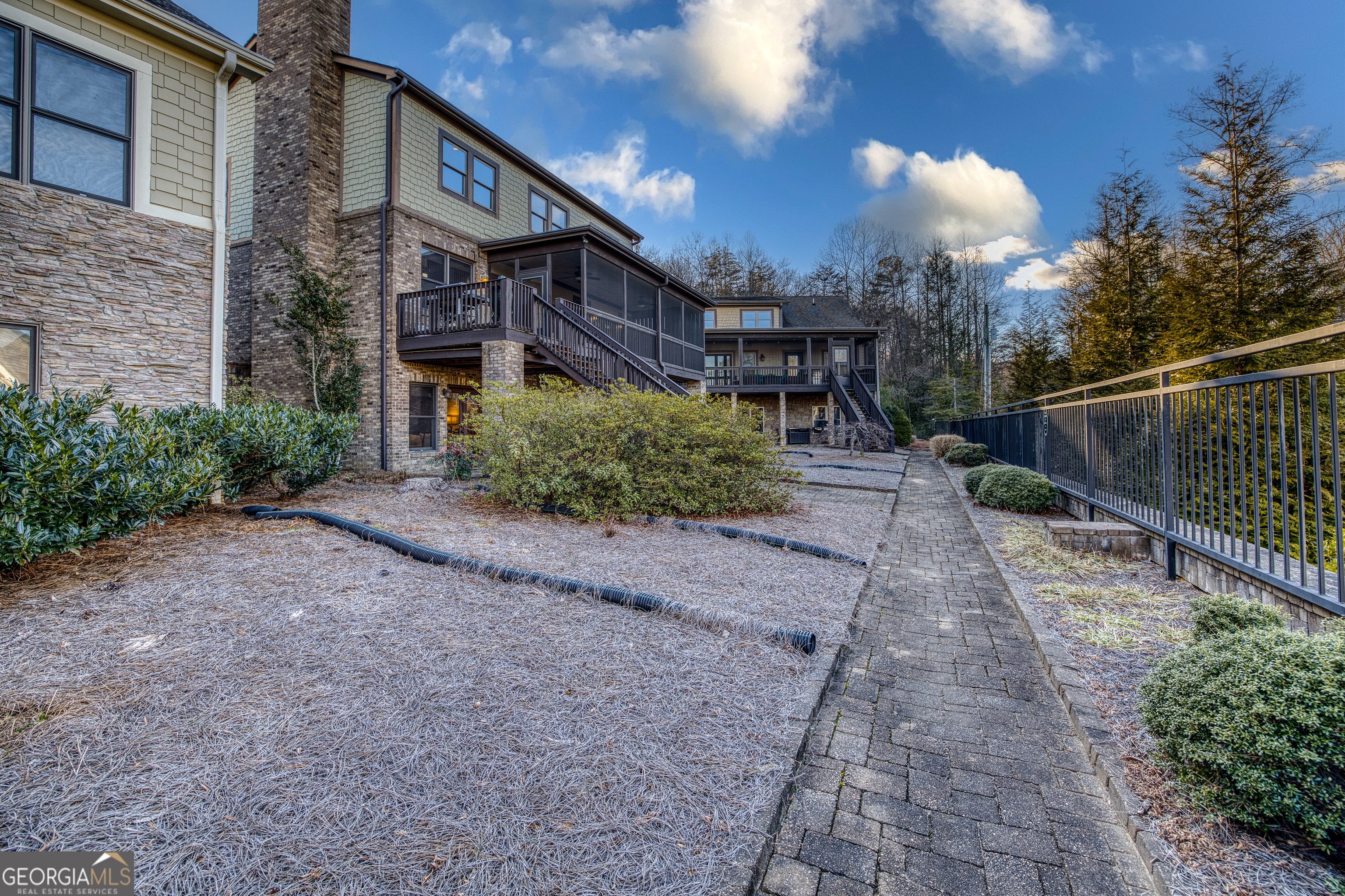 43 Seasons View Court