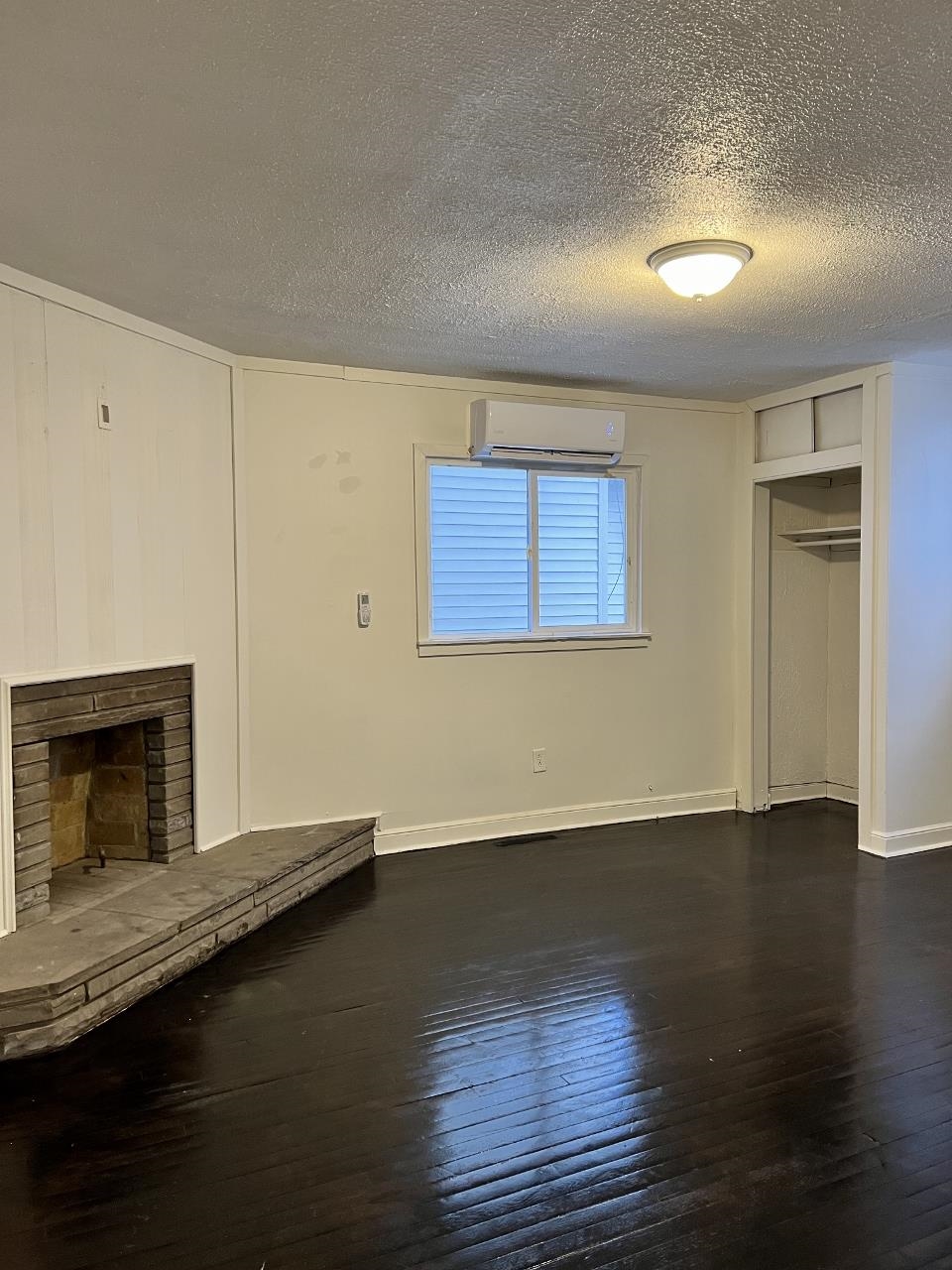 909 7th Street