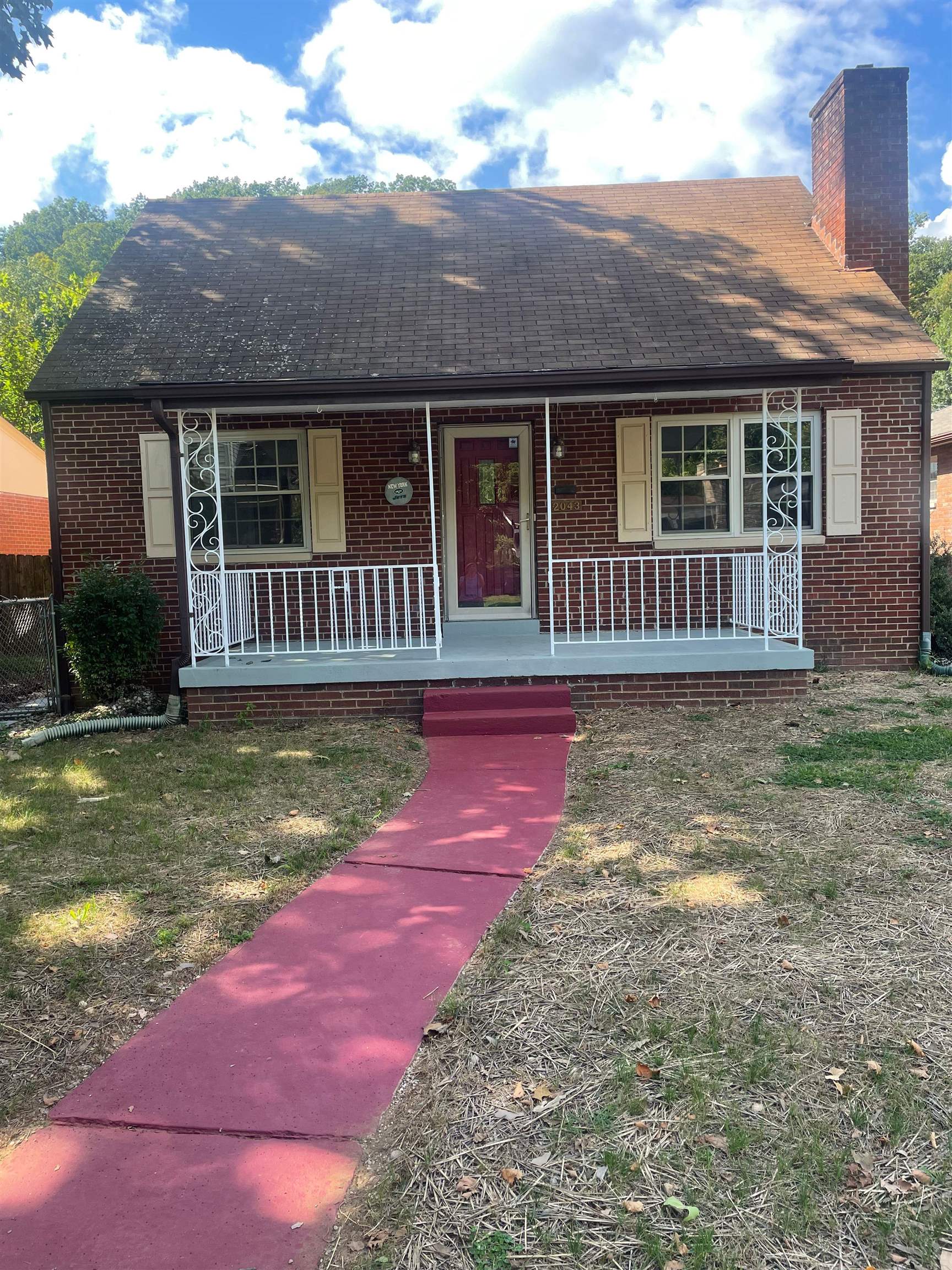 2043 Donald Avenue