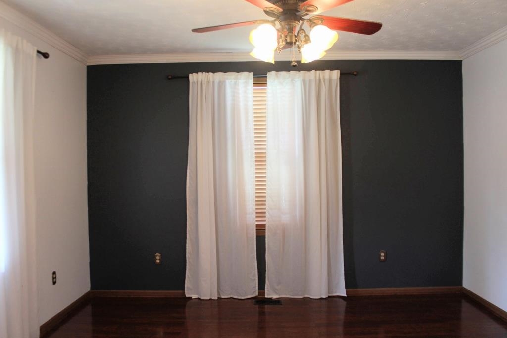 115 Green Oak Drive
