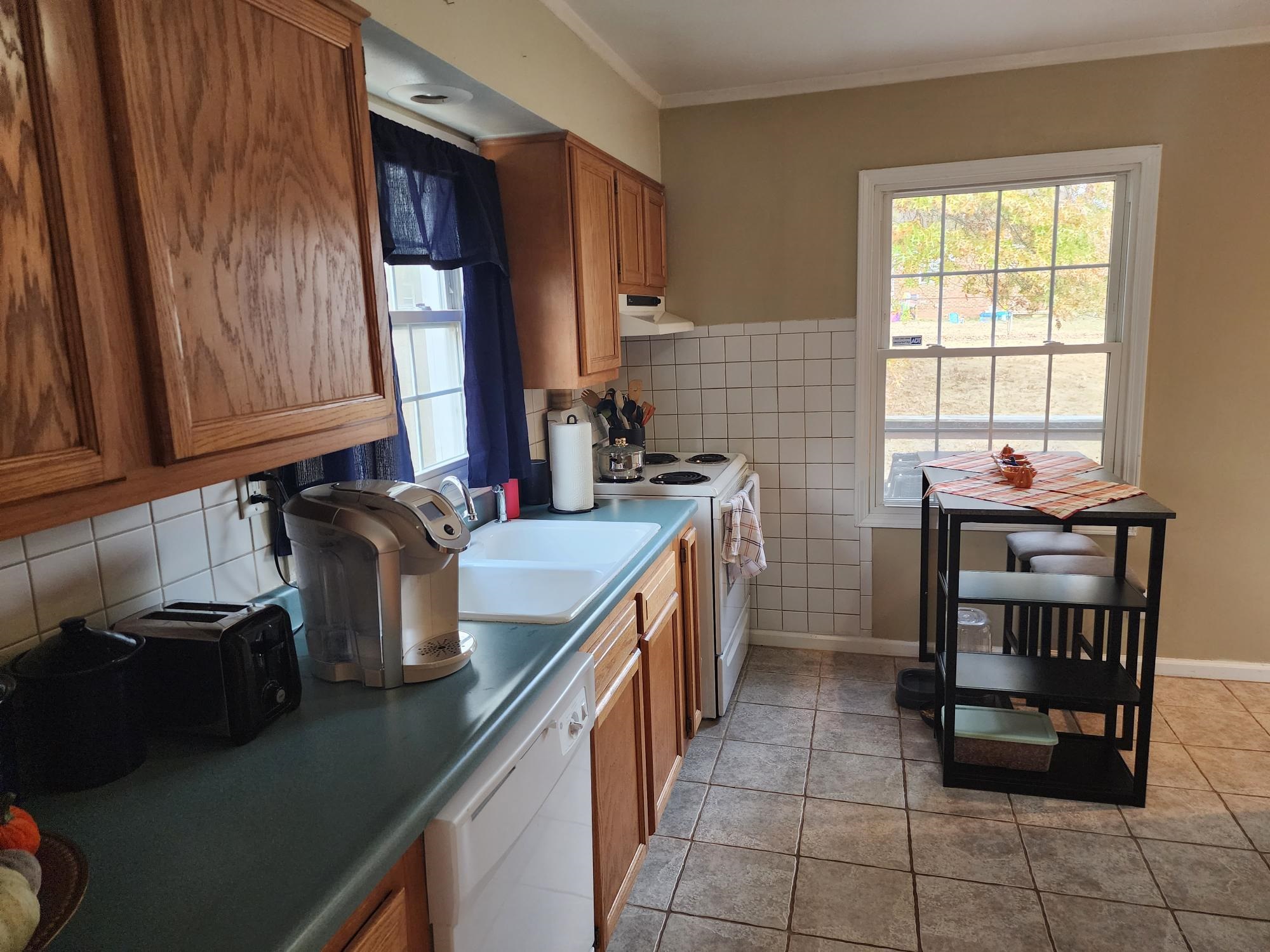 1704 Woodward Terrace