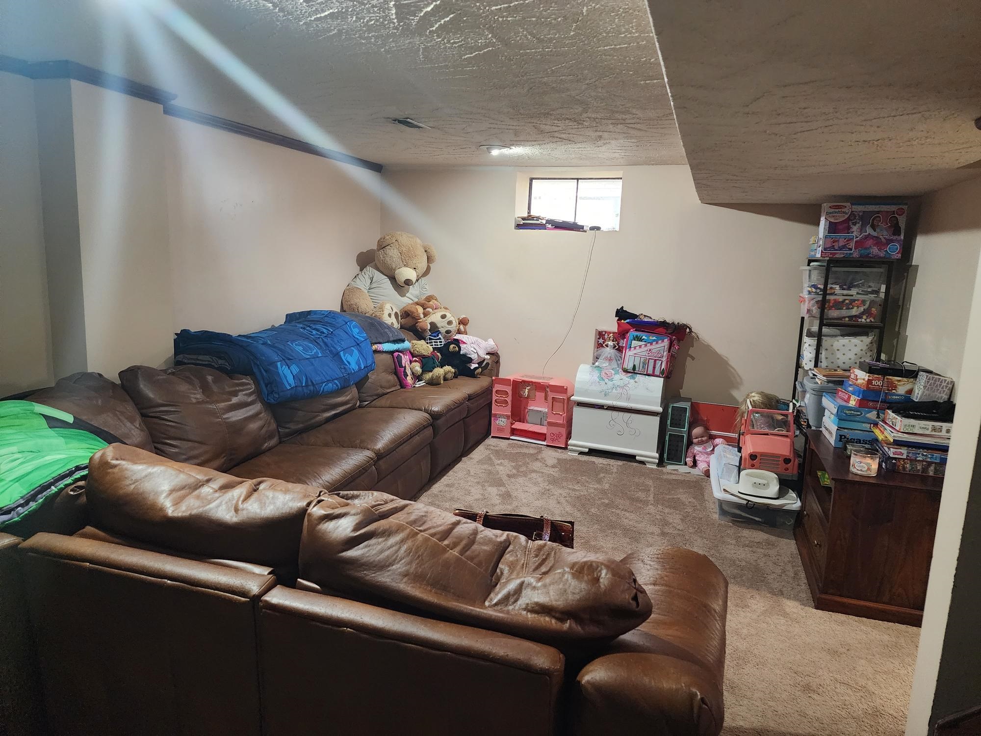 1704 Woodward Terrace
