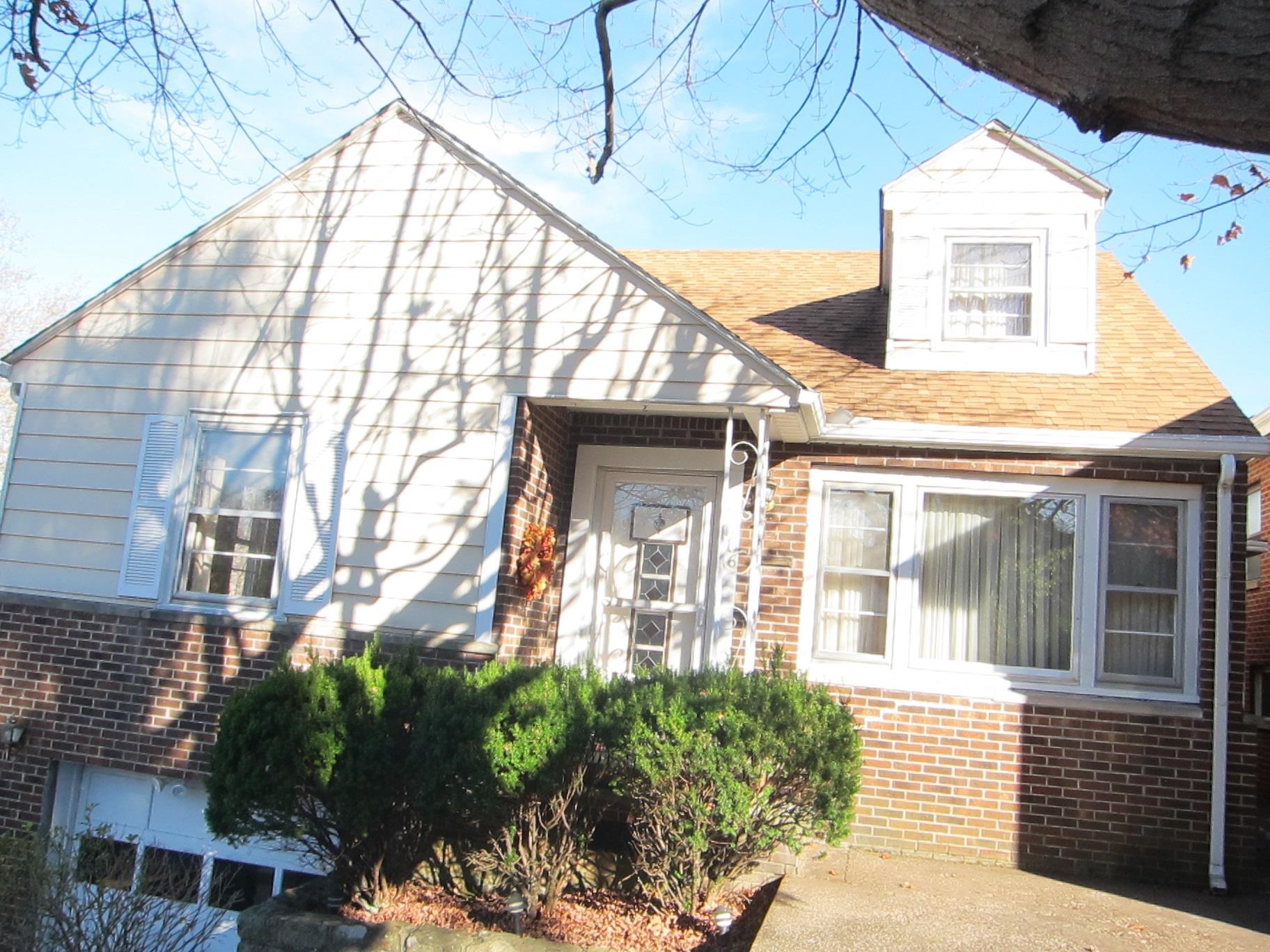 416 Green Oak Drive