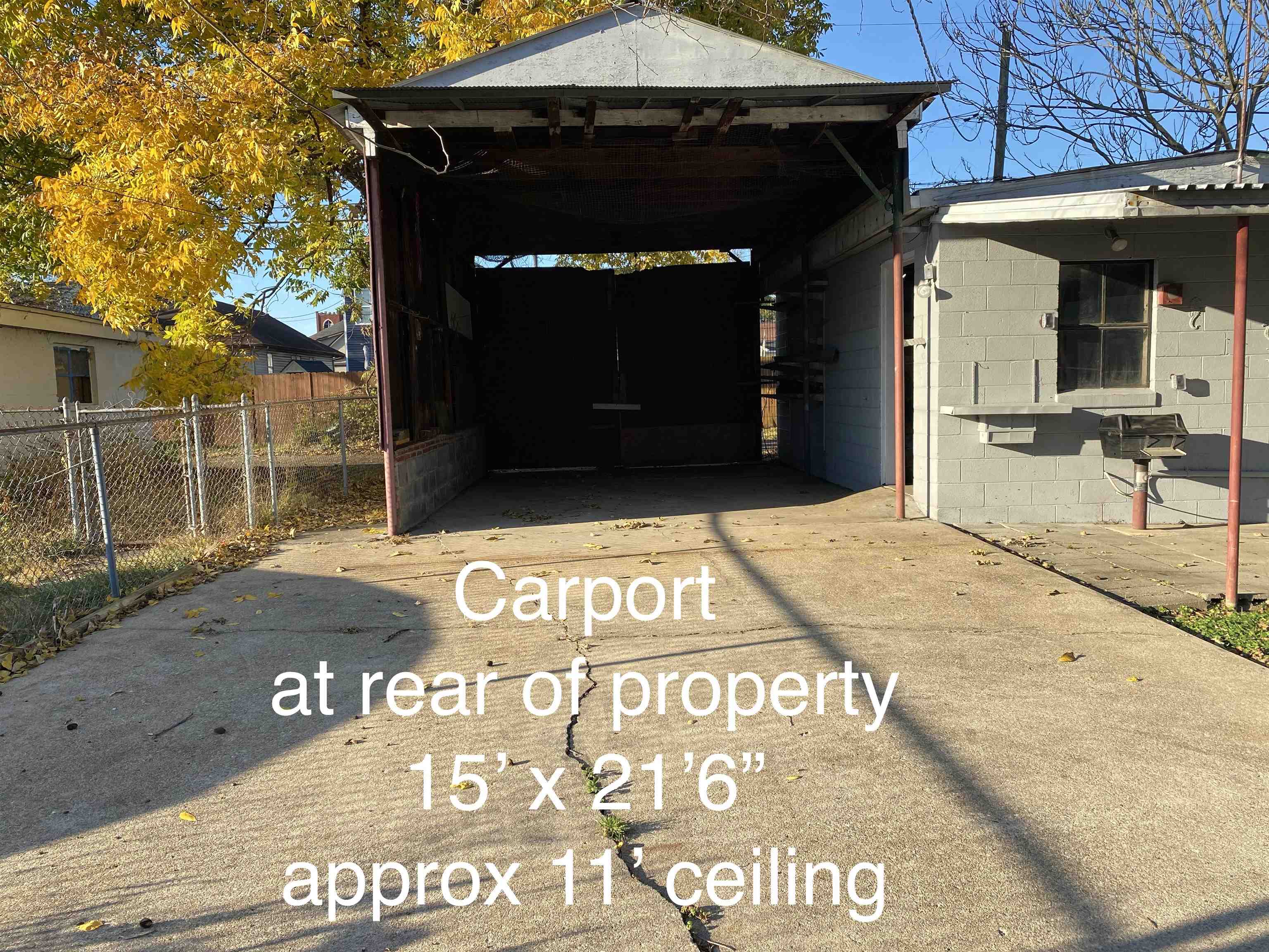1040 Monroe Ave