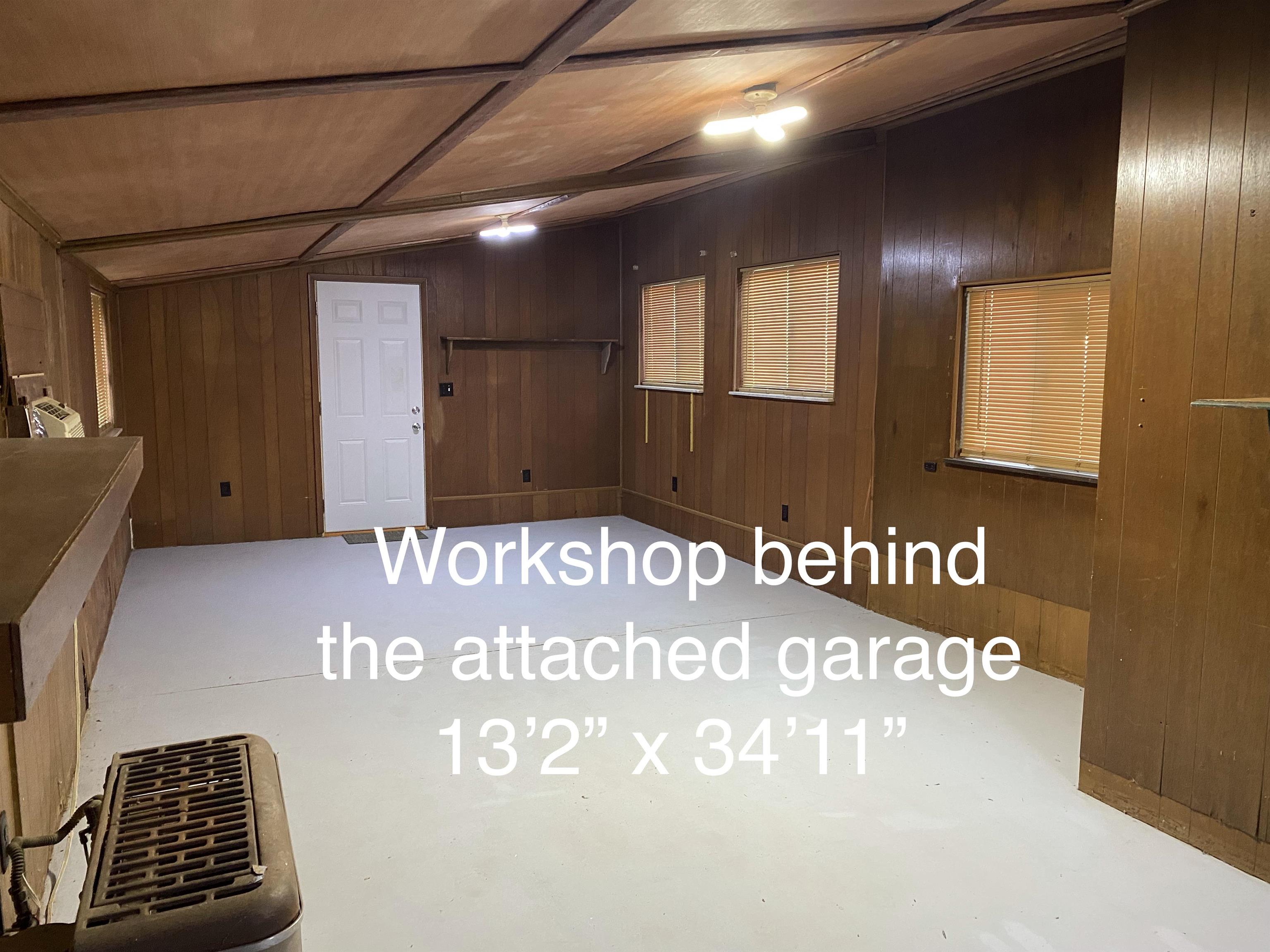 1040 Monroe Ave