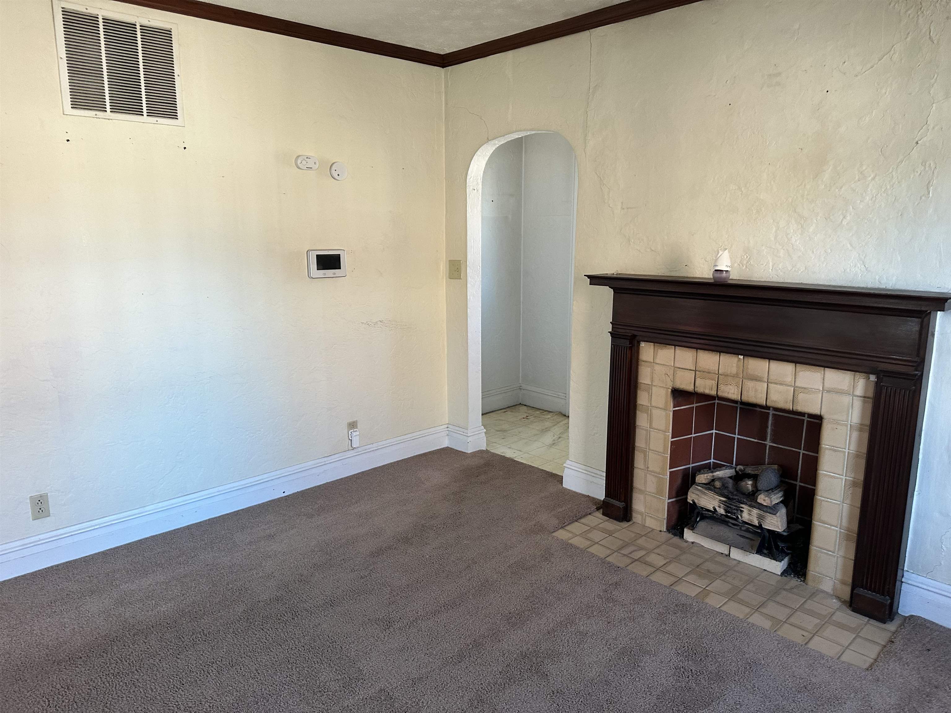 814 W 3rd Street