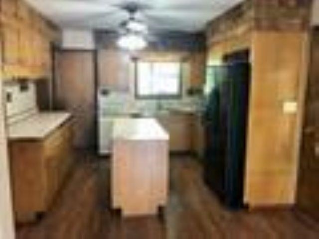 406 Grand Boulevard