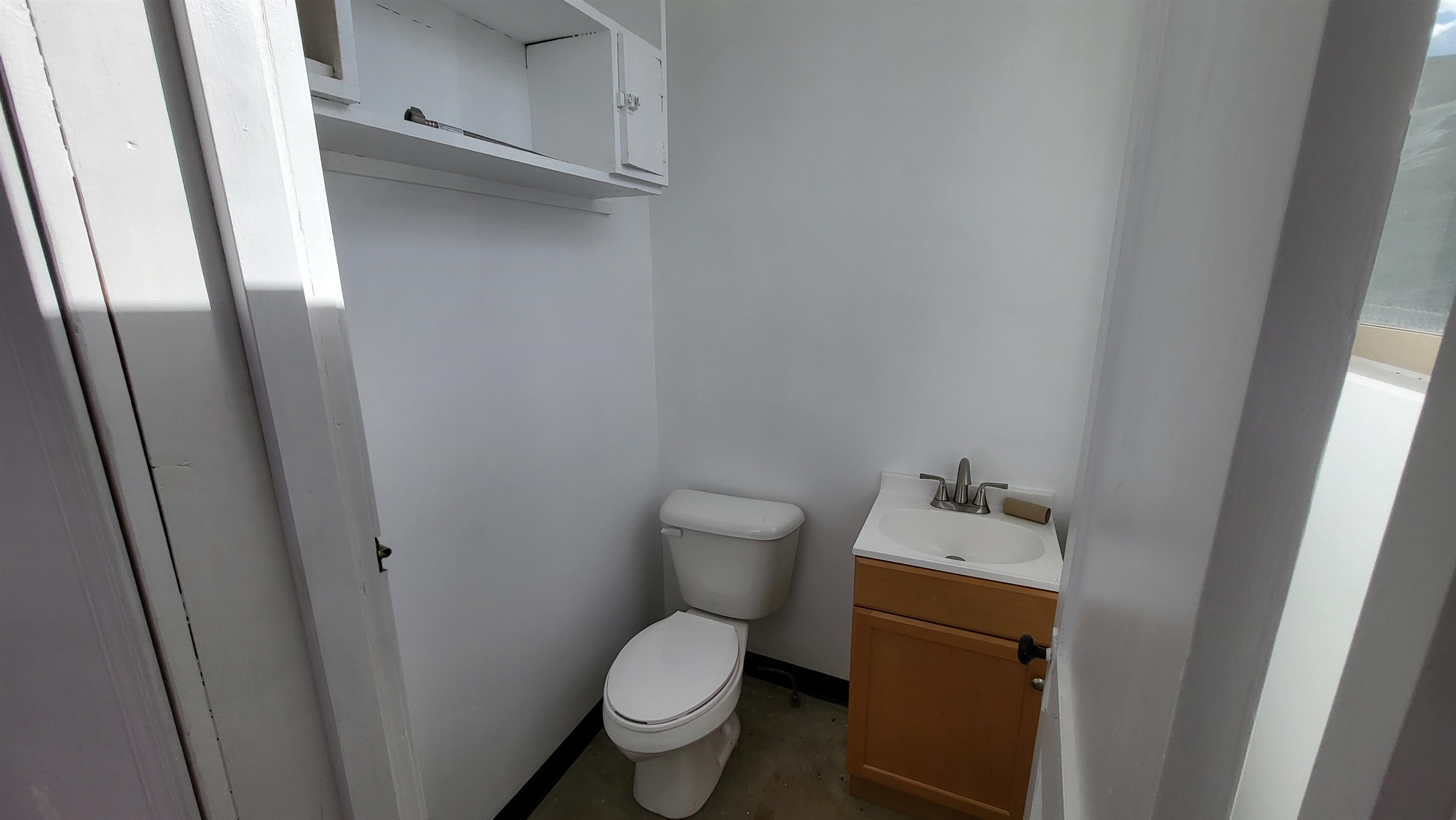 111 W 8th Ave