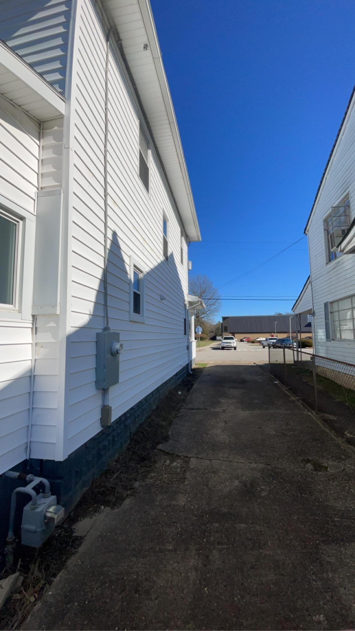 1324 Central Ave