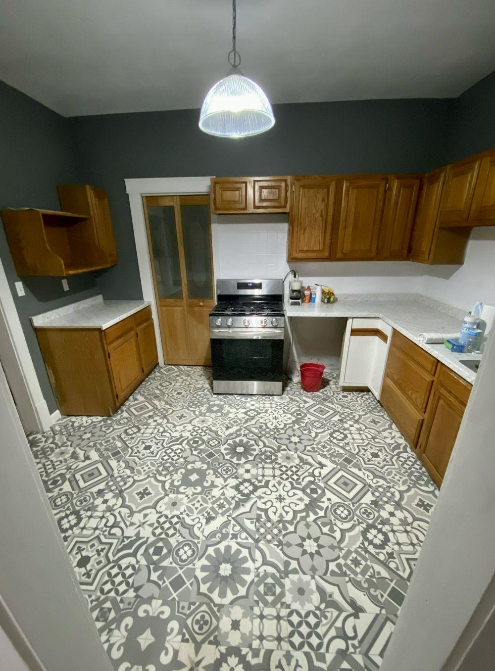2747 Emmons Ave.