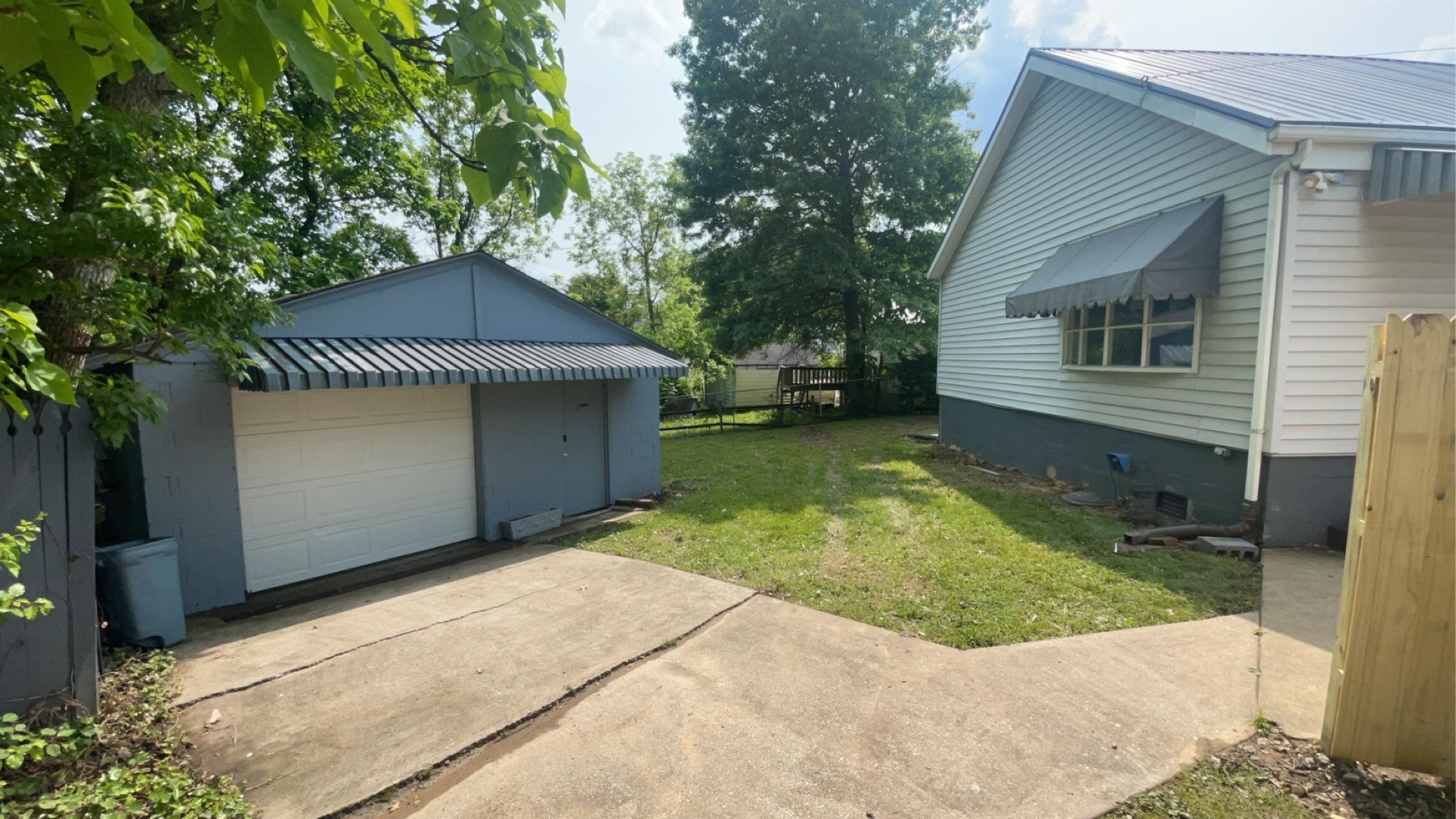 807 N Norwood Rd