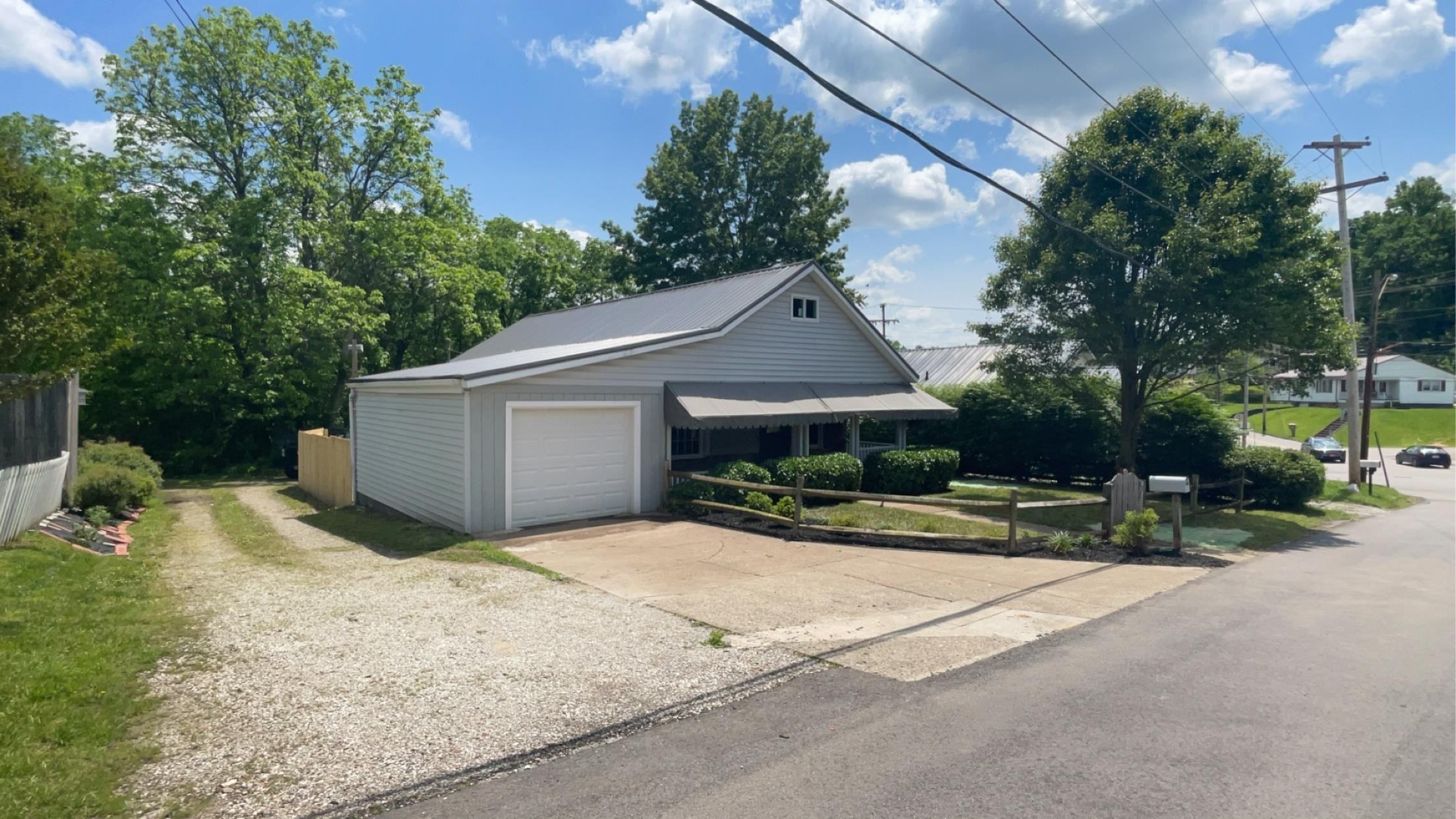 807 N Norwood Rd