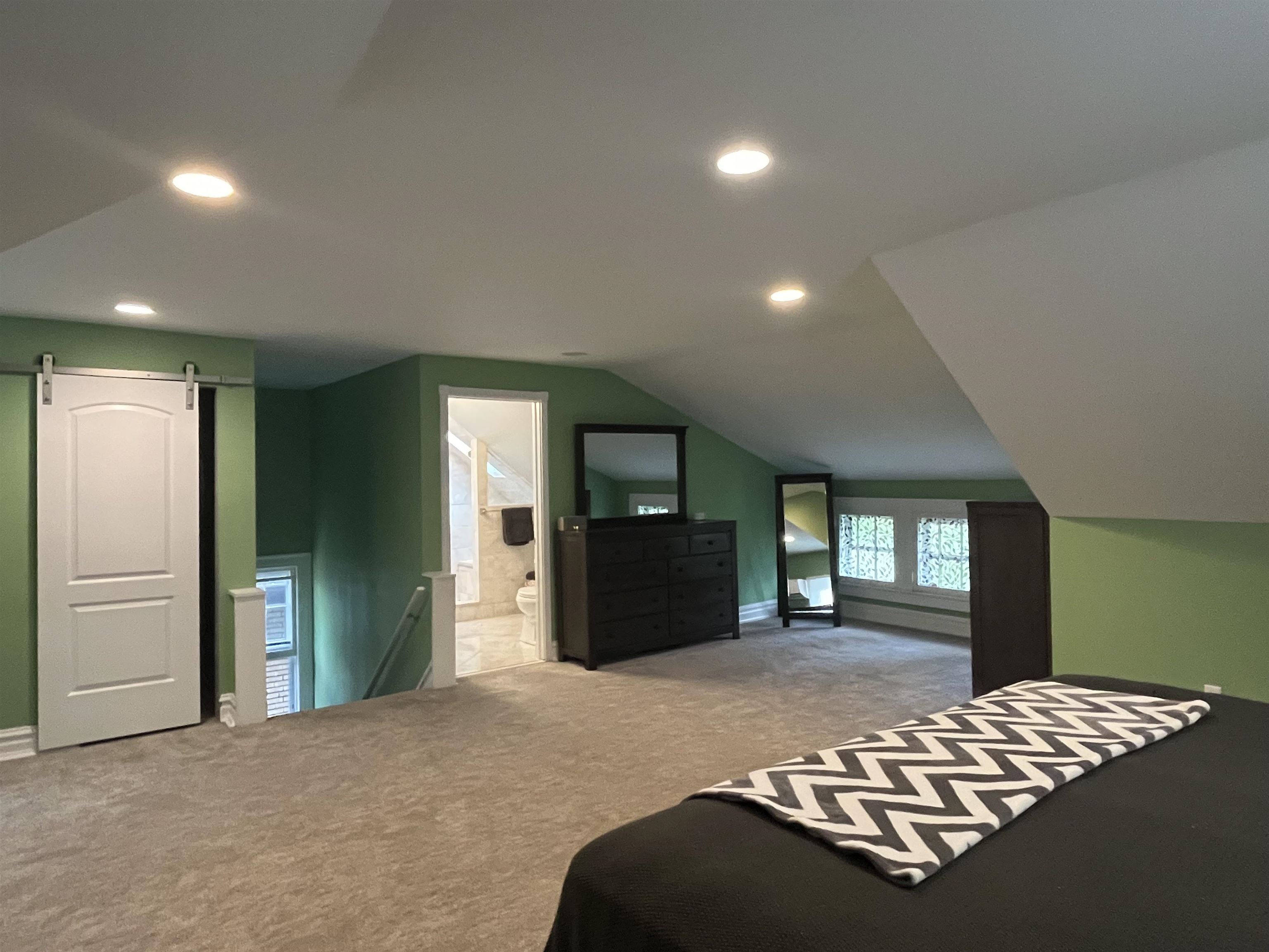504 11th Ave.