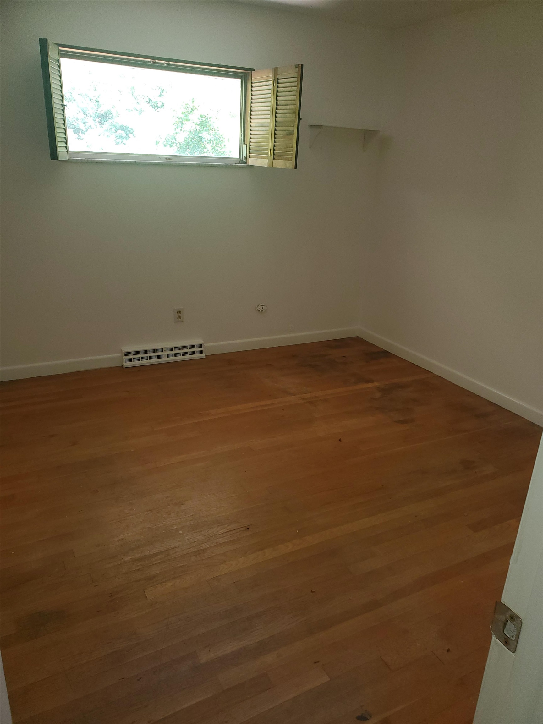 1600 Highland Park Drive