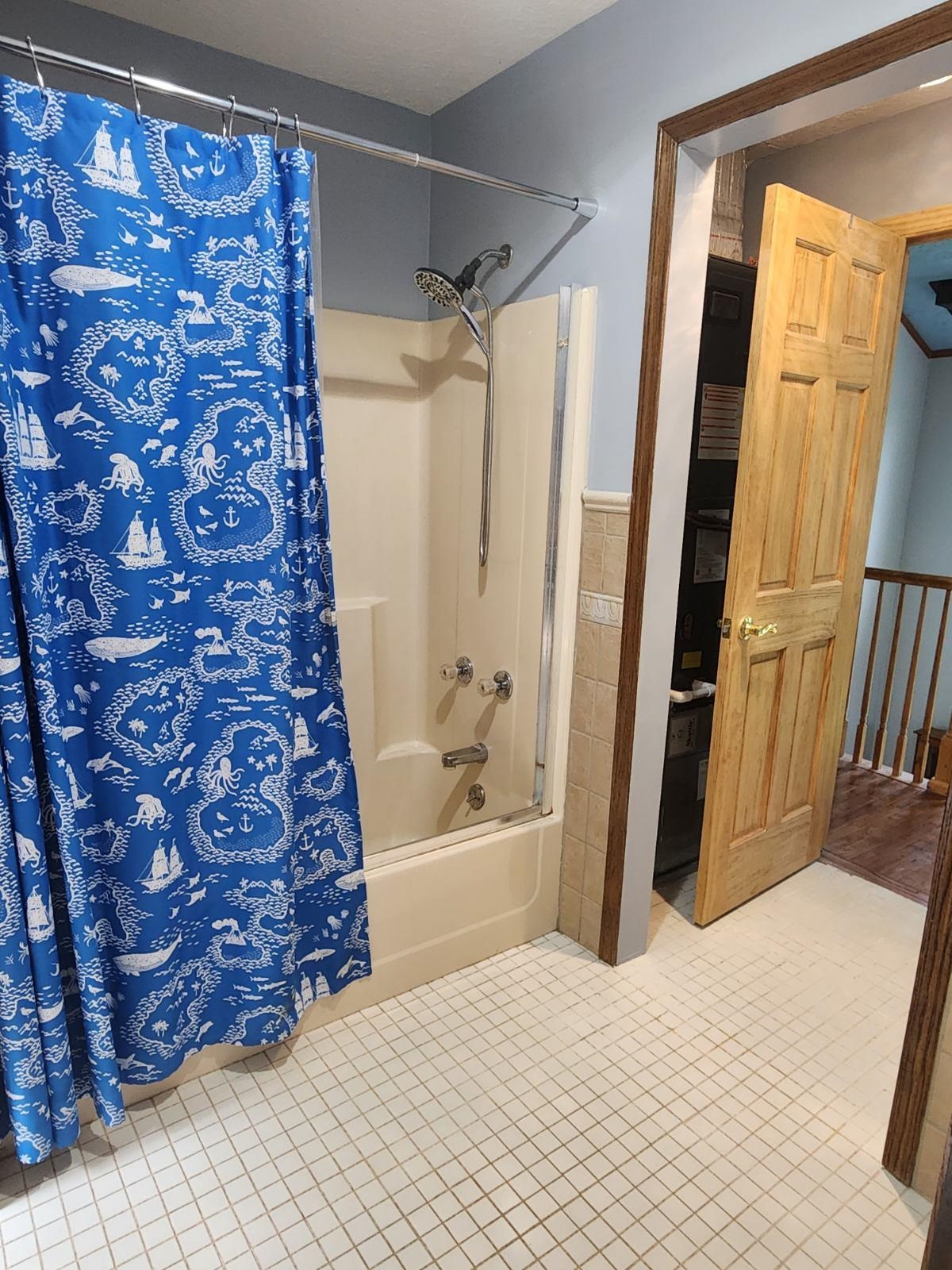 105 Chrystal Lane