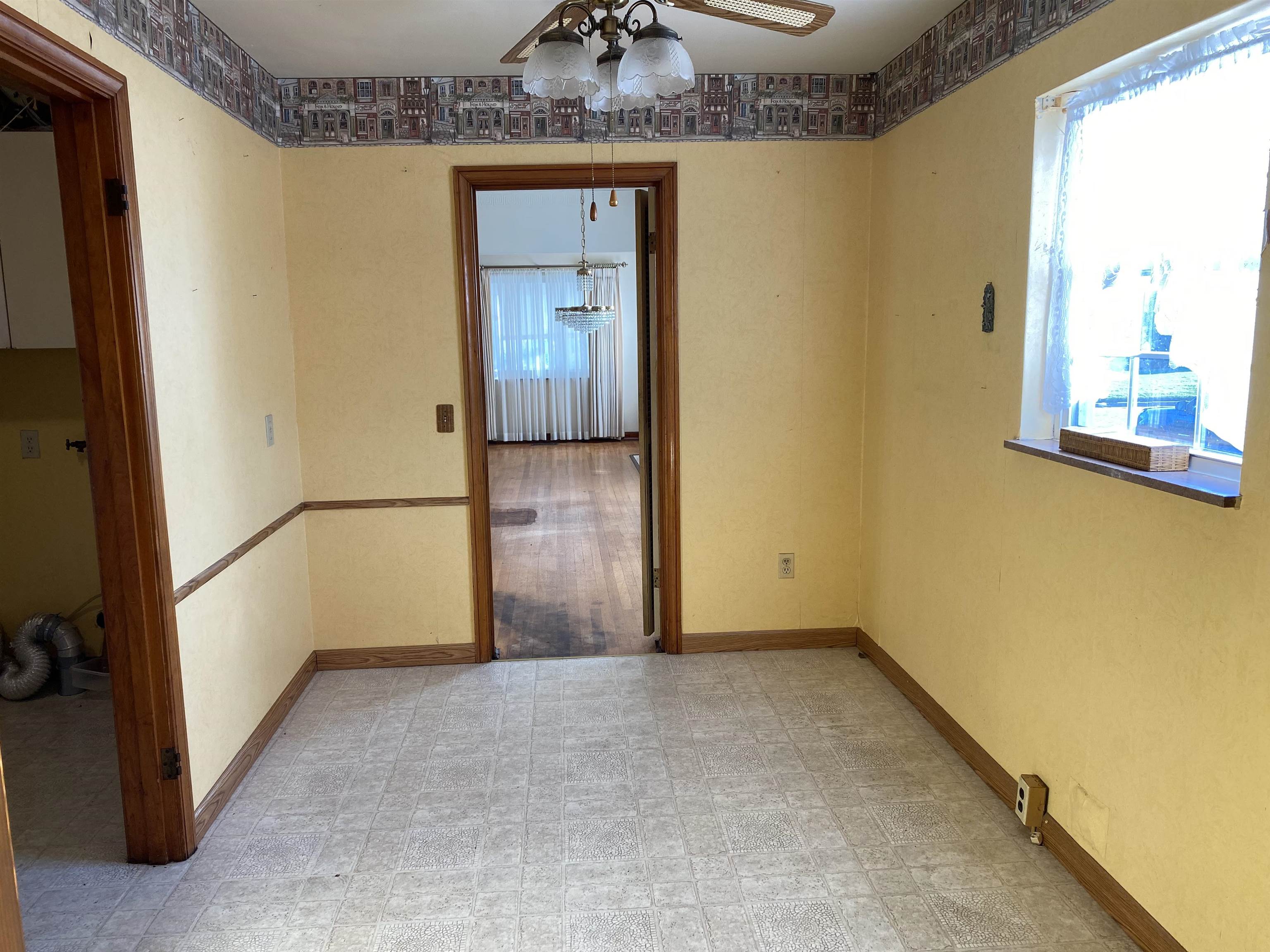 334 W 10th Ave