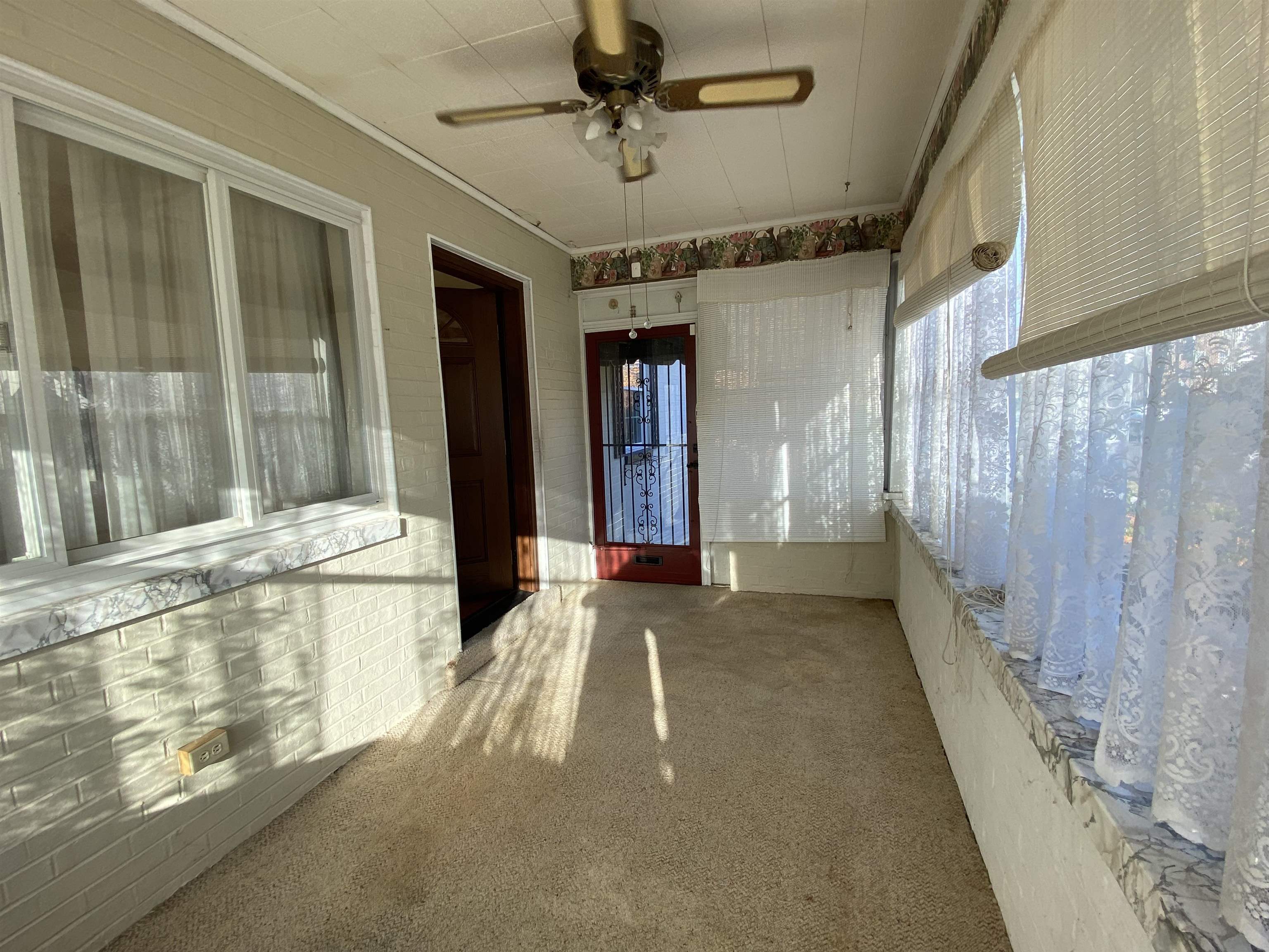 334 W 10th Ave