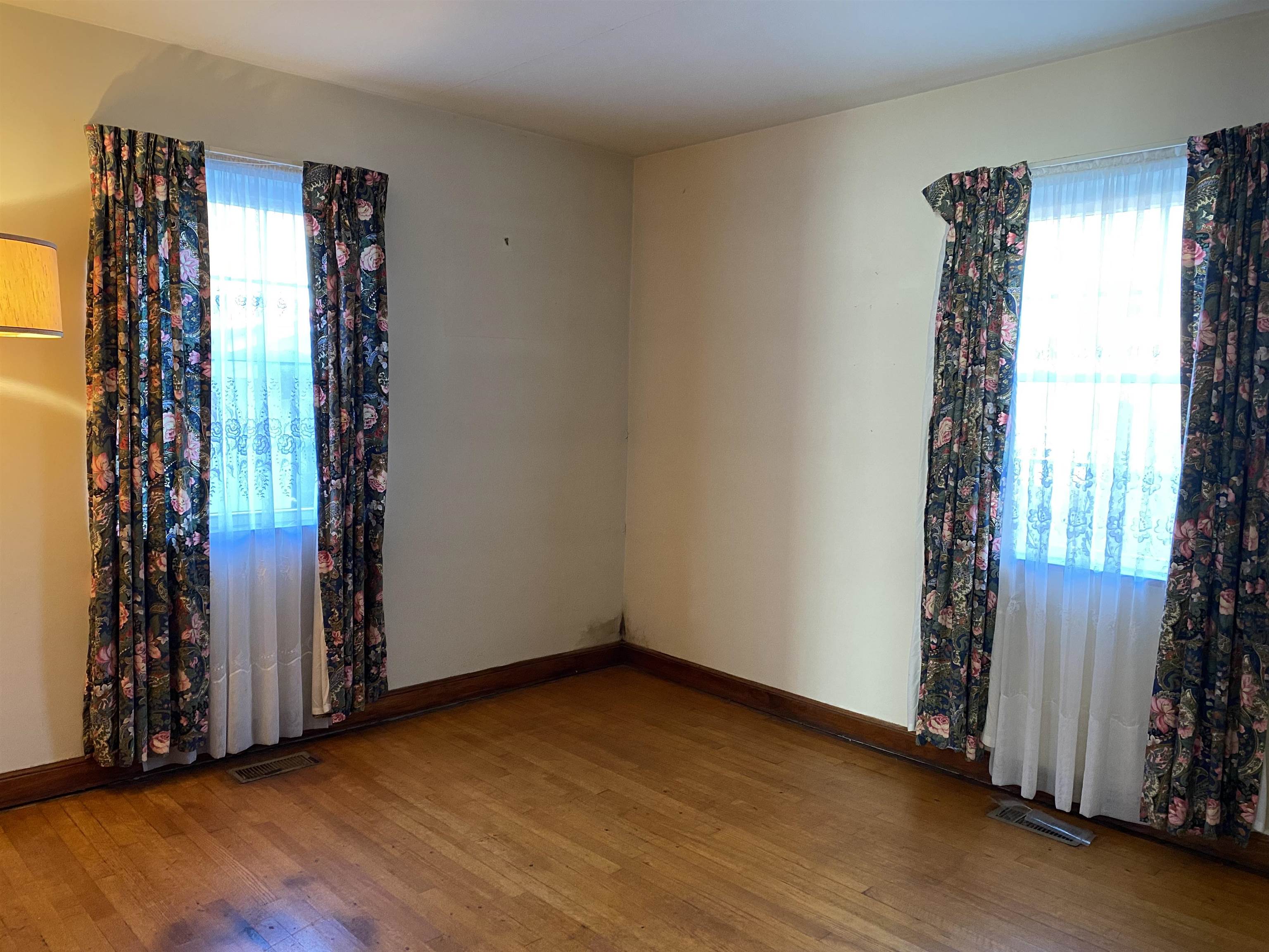 334 W 10th Ave