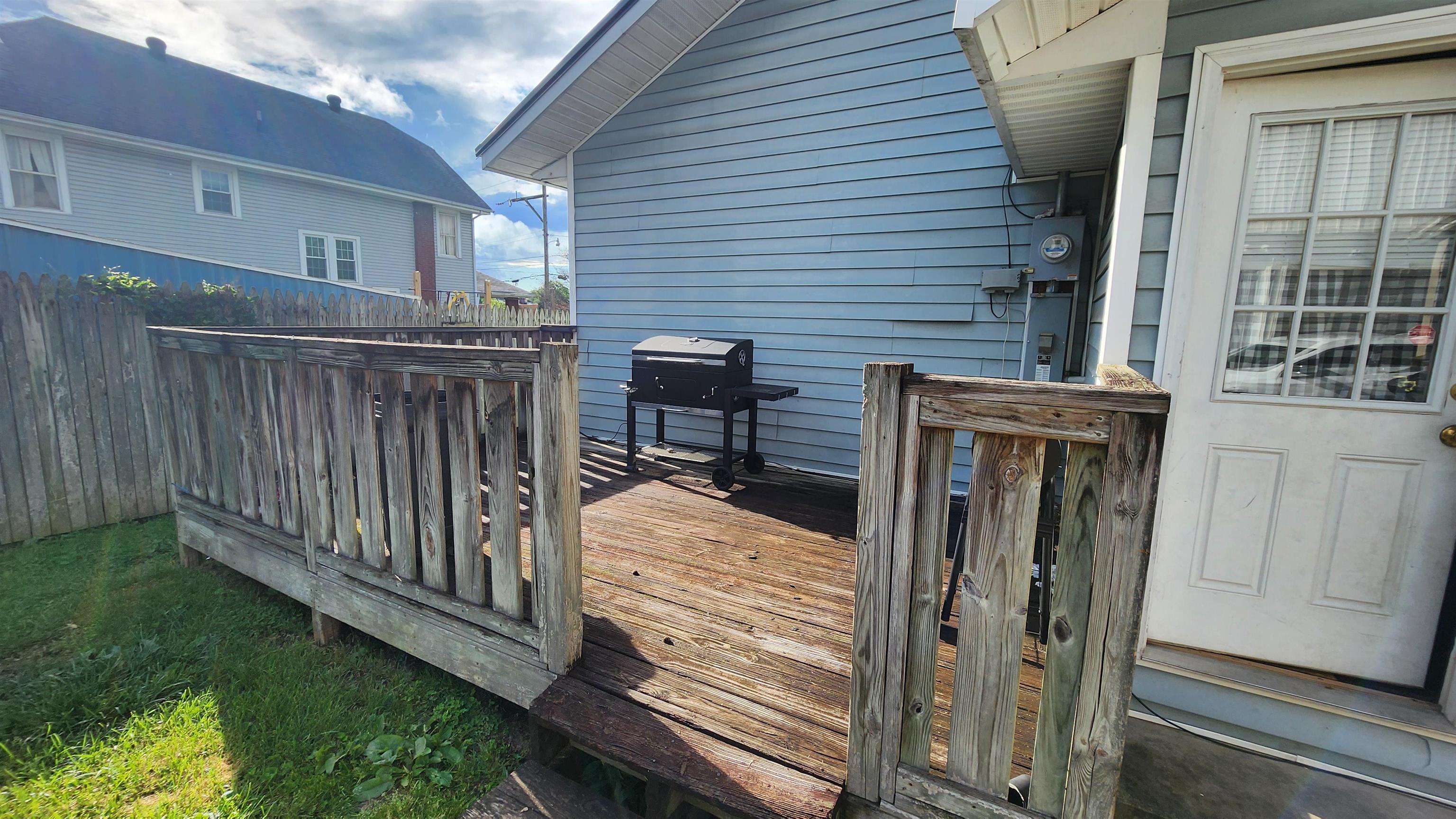 417 7th Ave W
