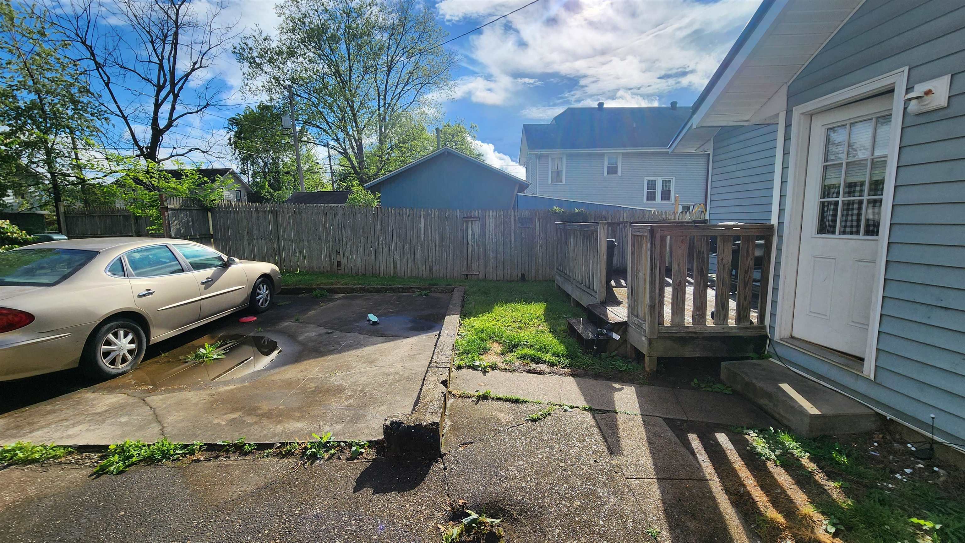 417 7th Ave W