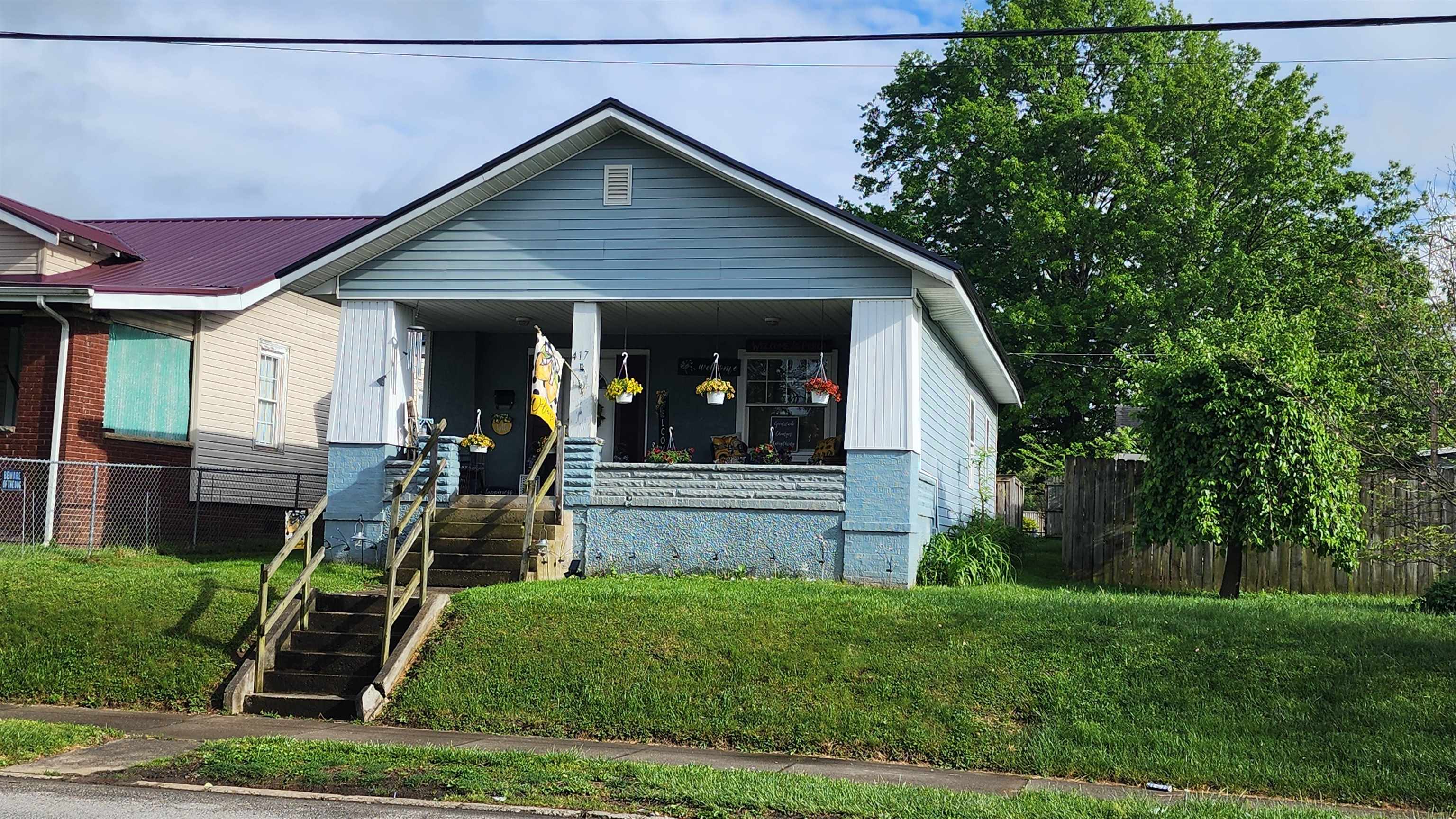 417 7th Ave W