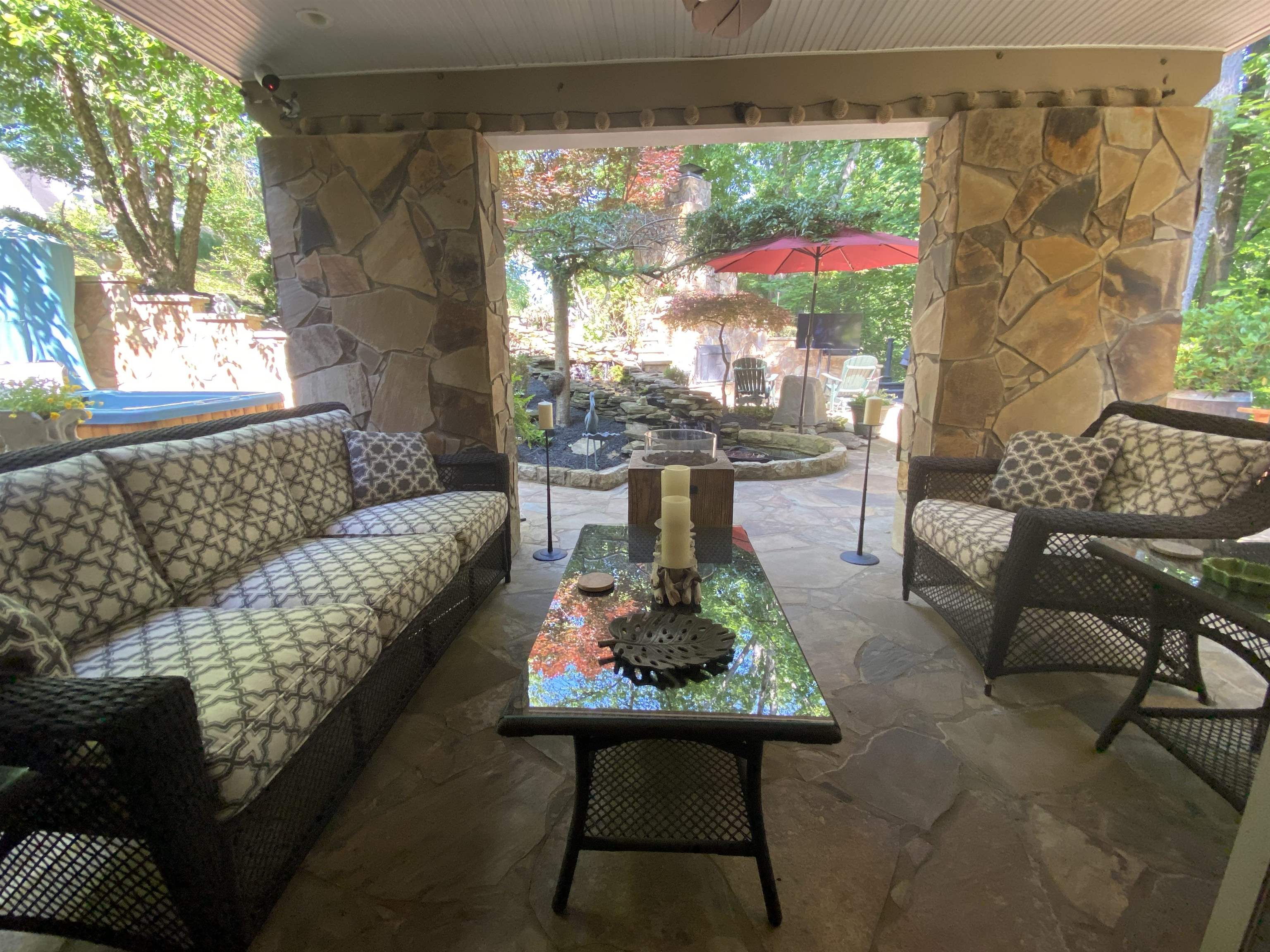 300 Roland Park Drive