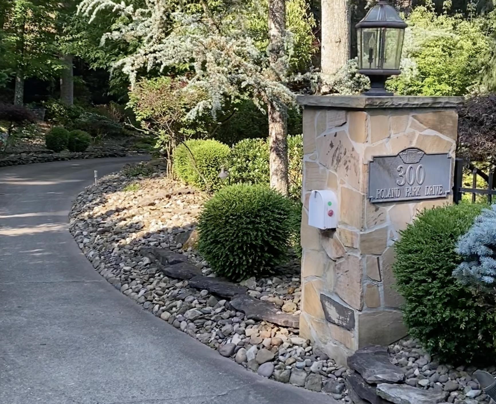 300 Roland Park Drive