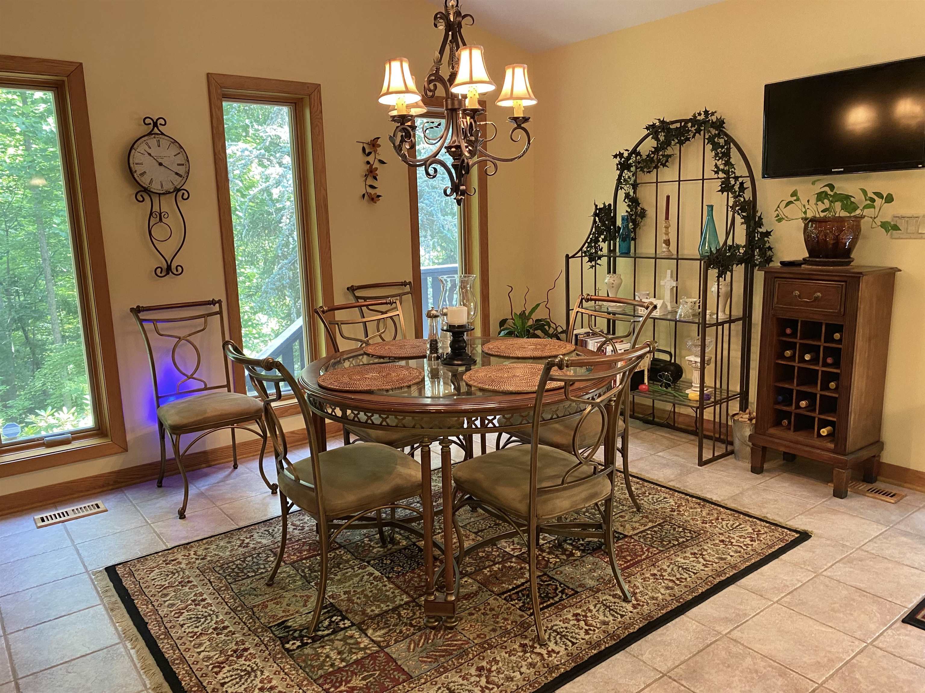 300 Roland Park Drive