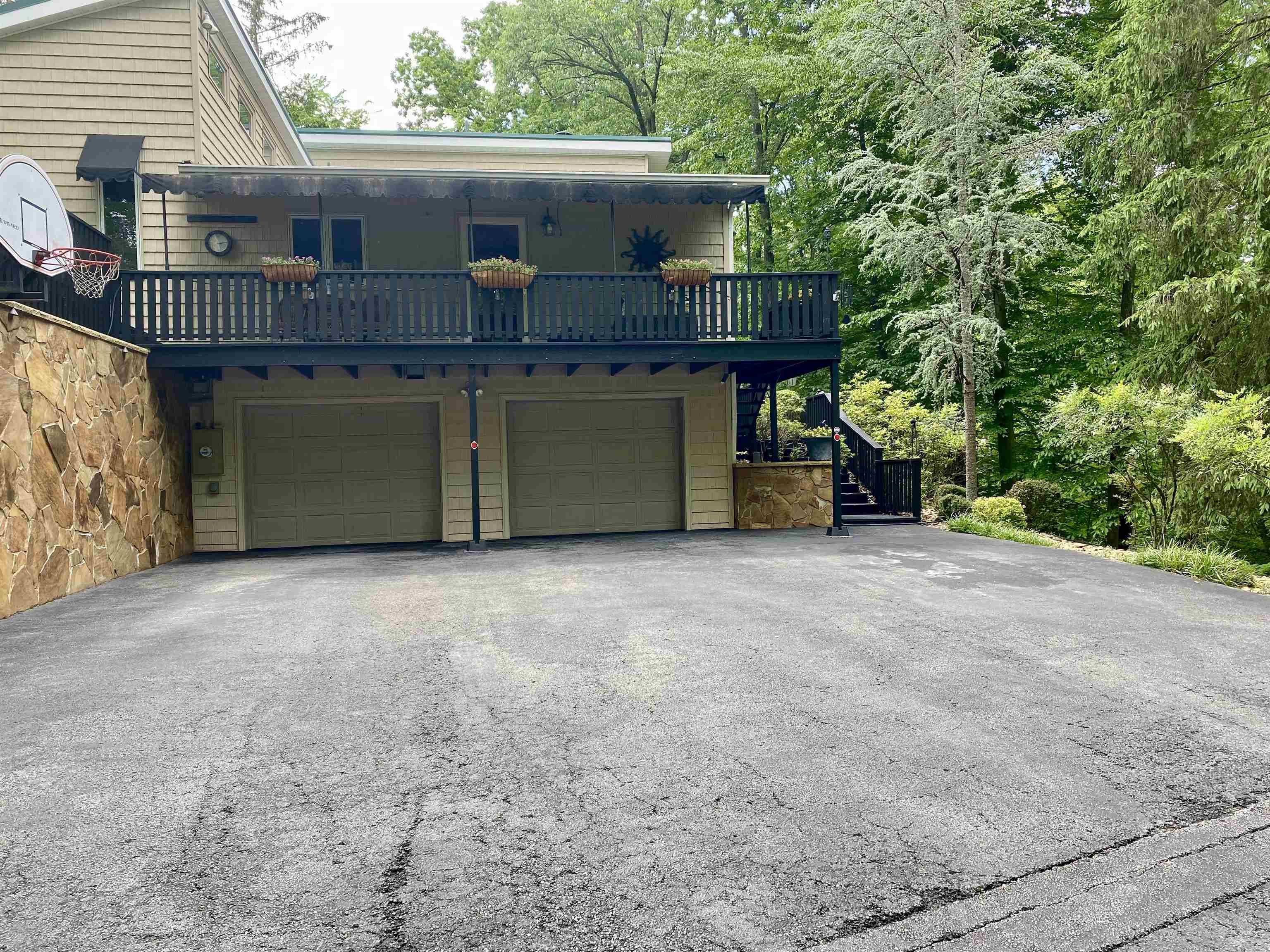 300 Roland Park Drive