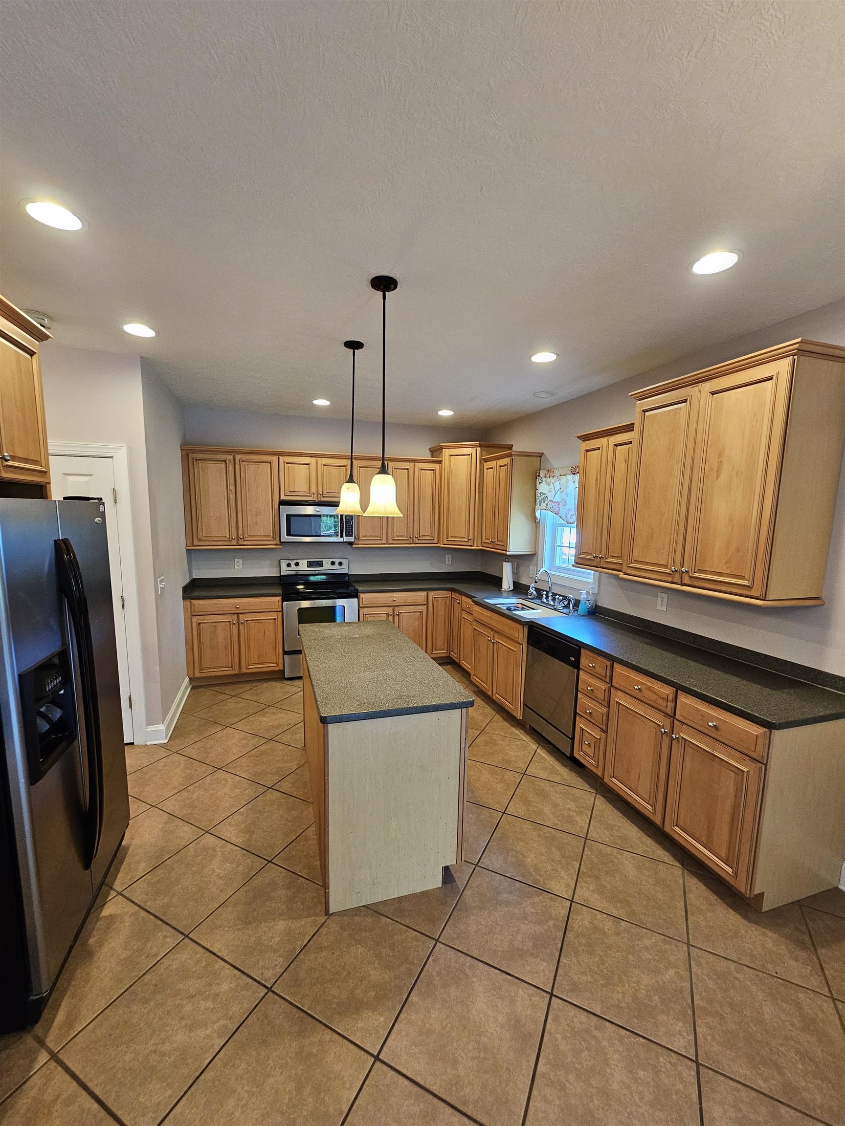 1024 Nashmont Drive