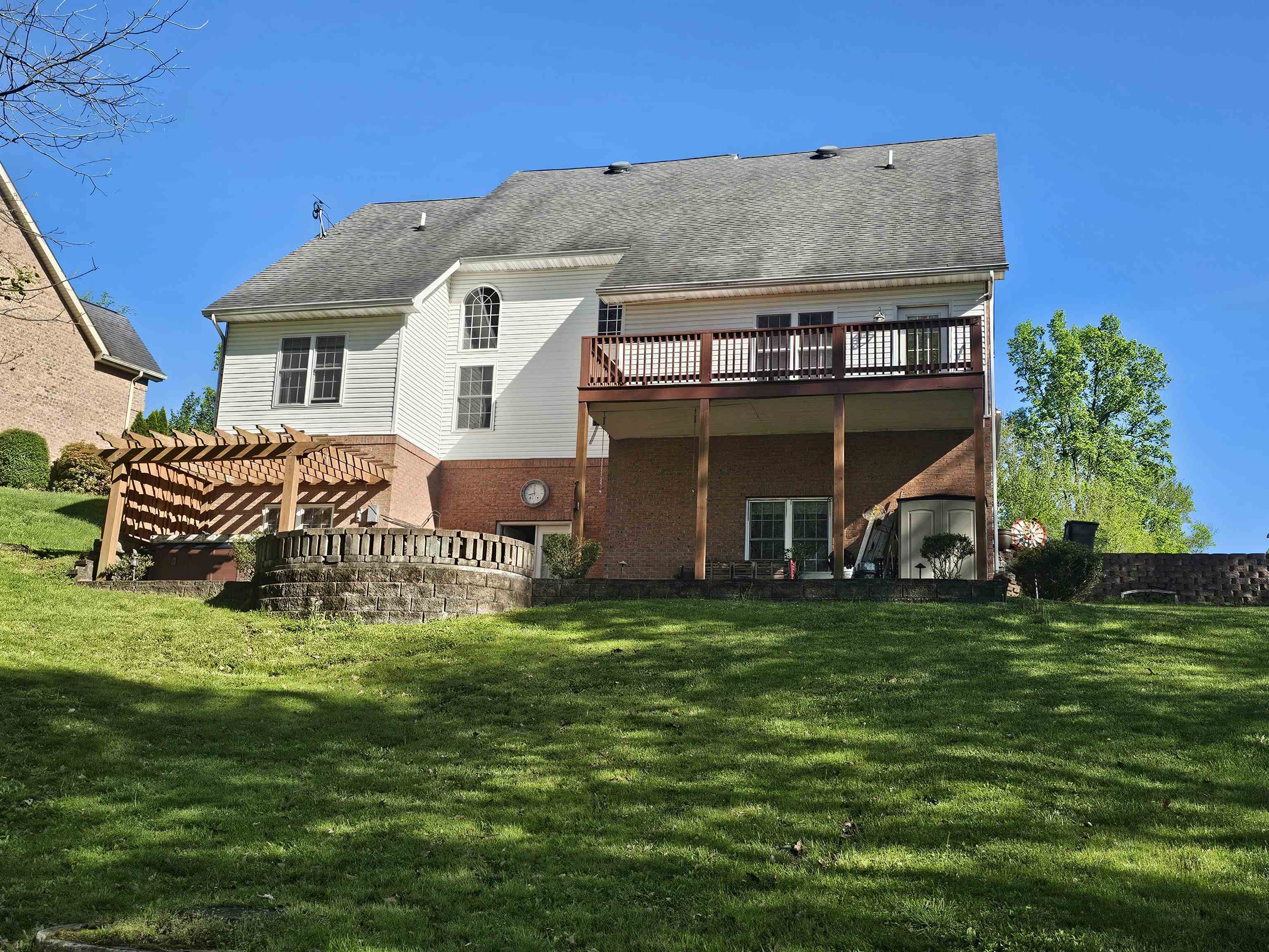 1024 Nashmont Drive