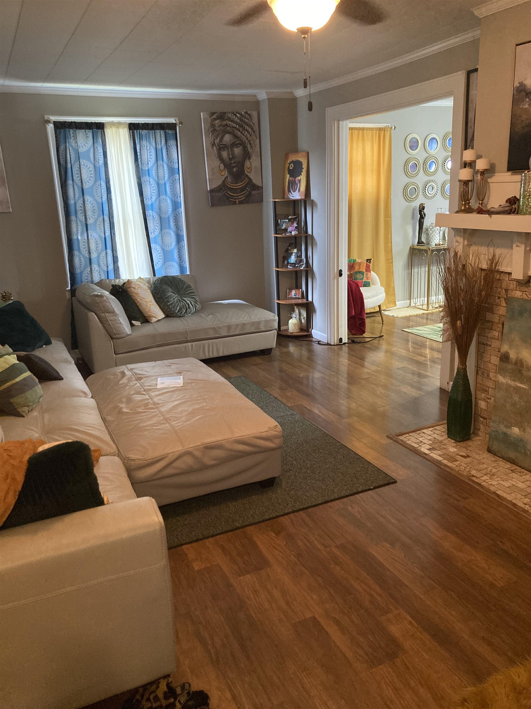 824 2ND Street W