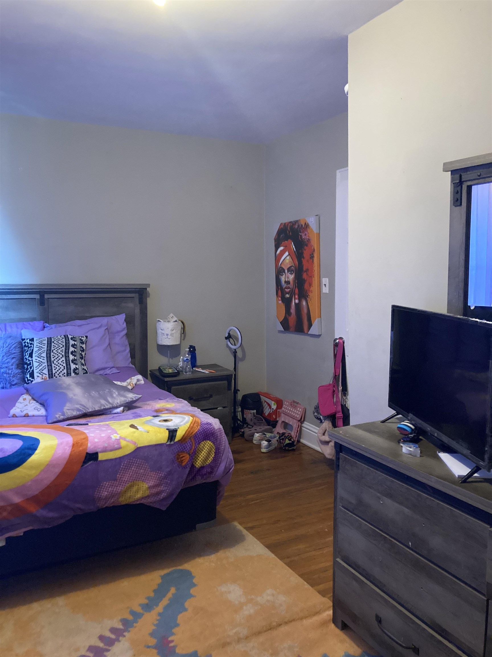 824 2ND Street W