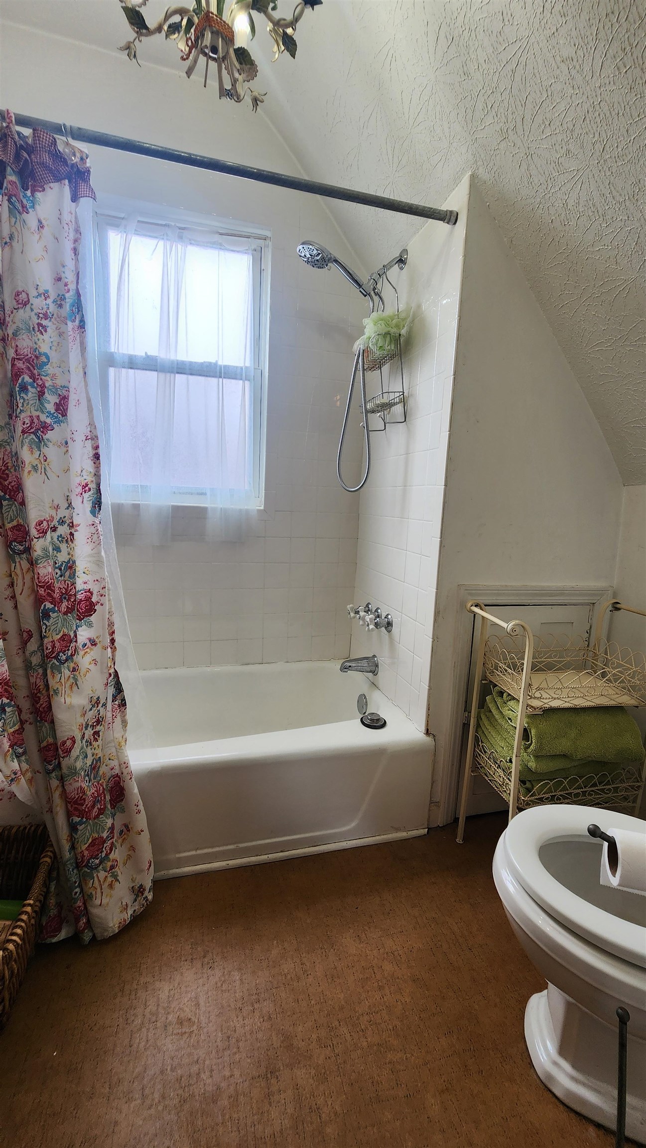 1220 Spring Valley Drive