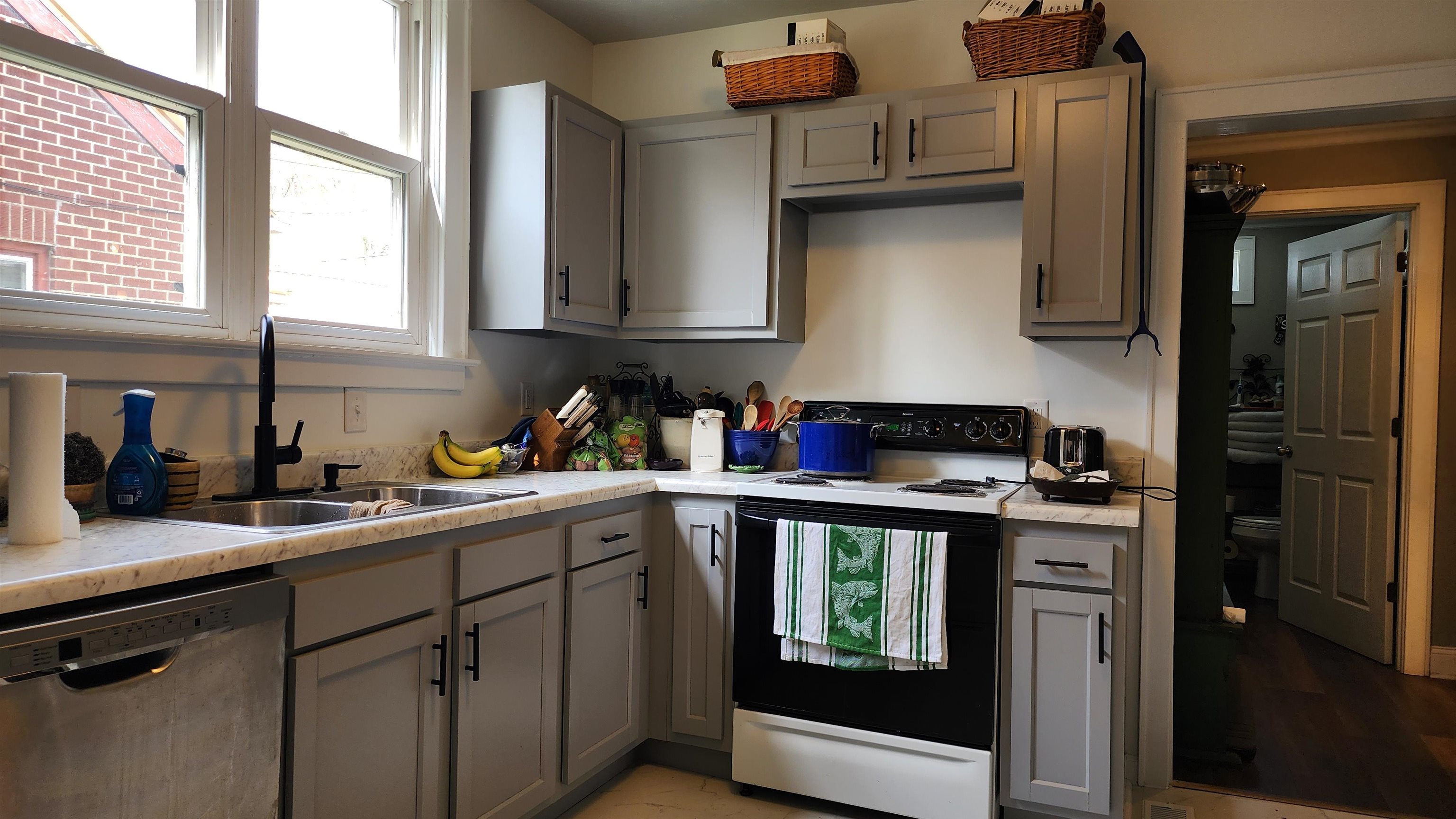 1220 Spring Valley Drive