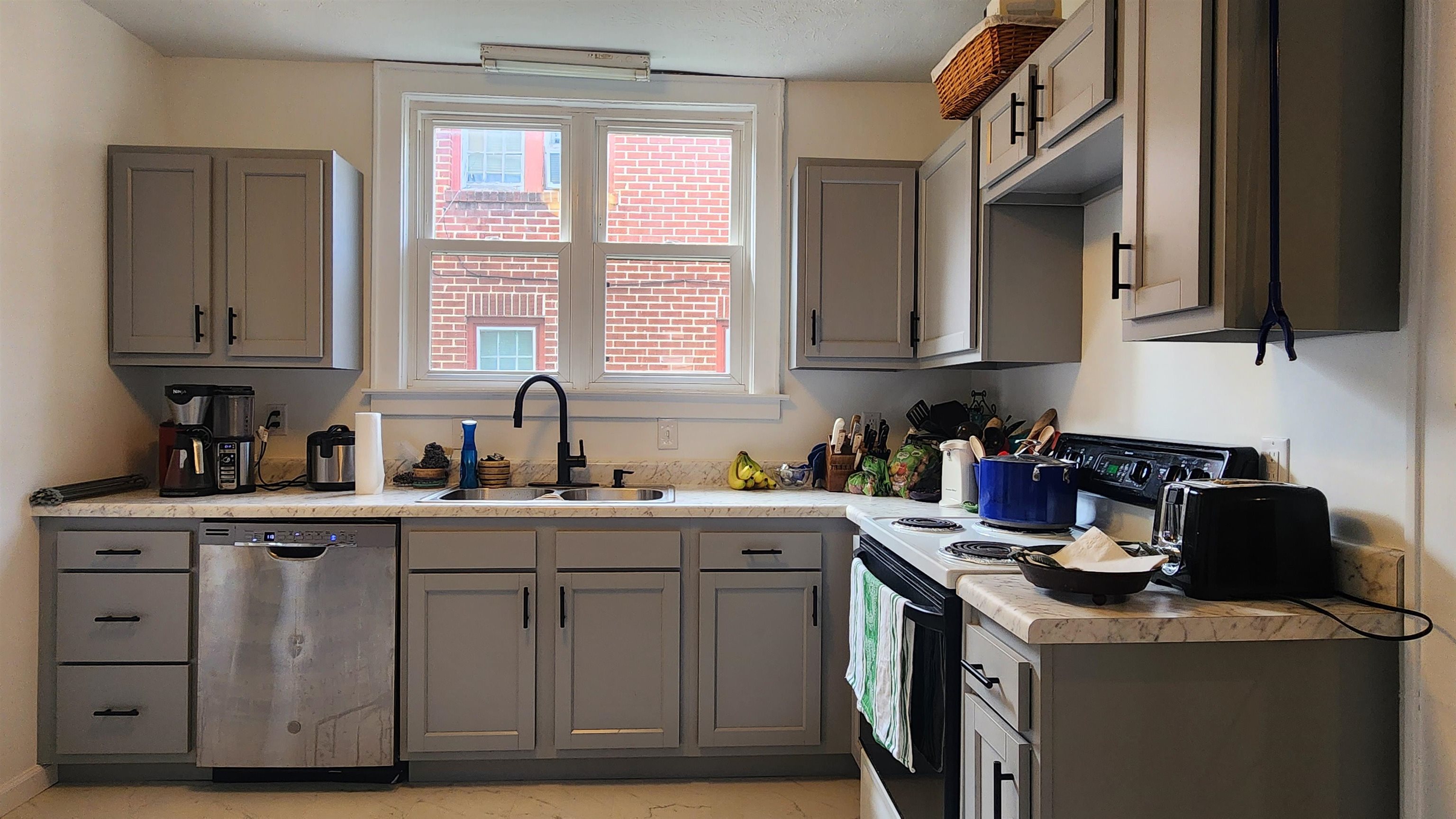 1220 Spring Valley Drive