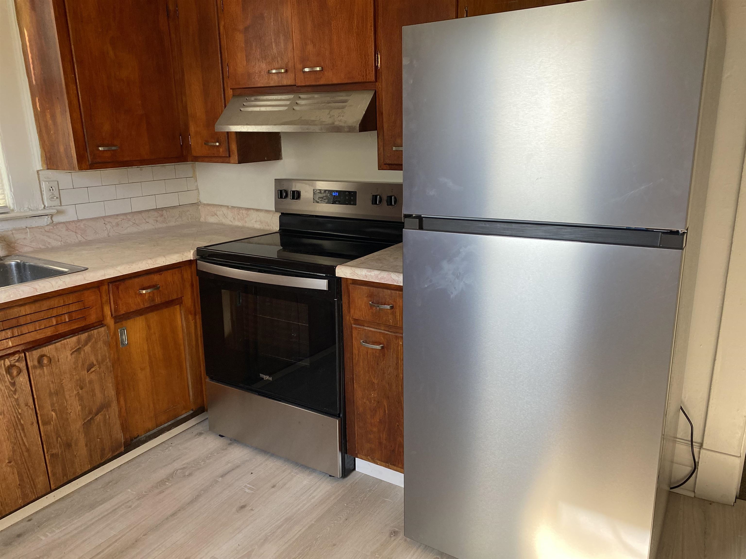 928-928 1/2 10th Street